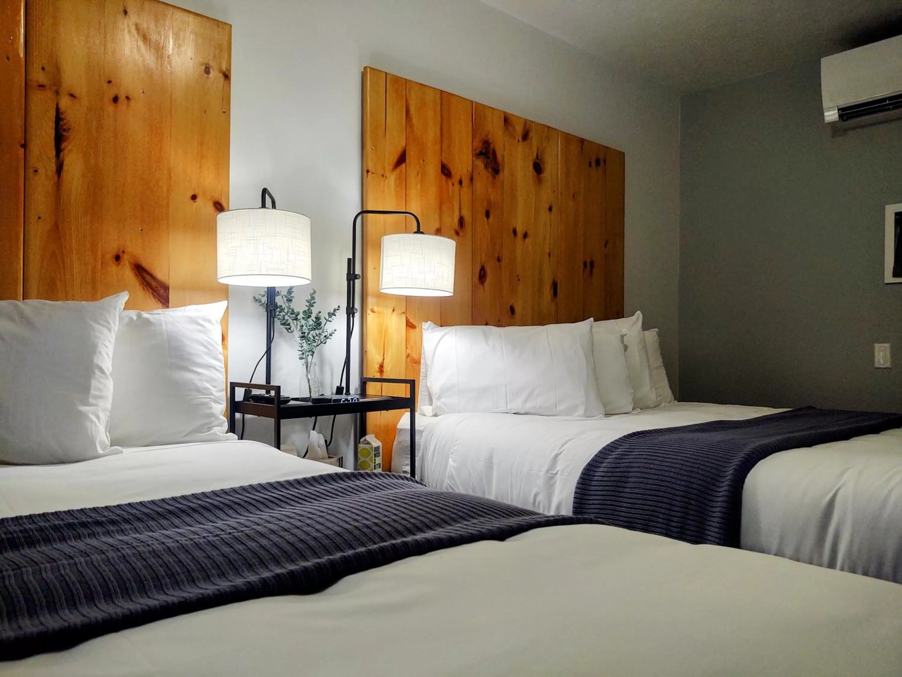 Photo of the whole room, Bed in North Coast Place