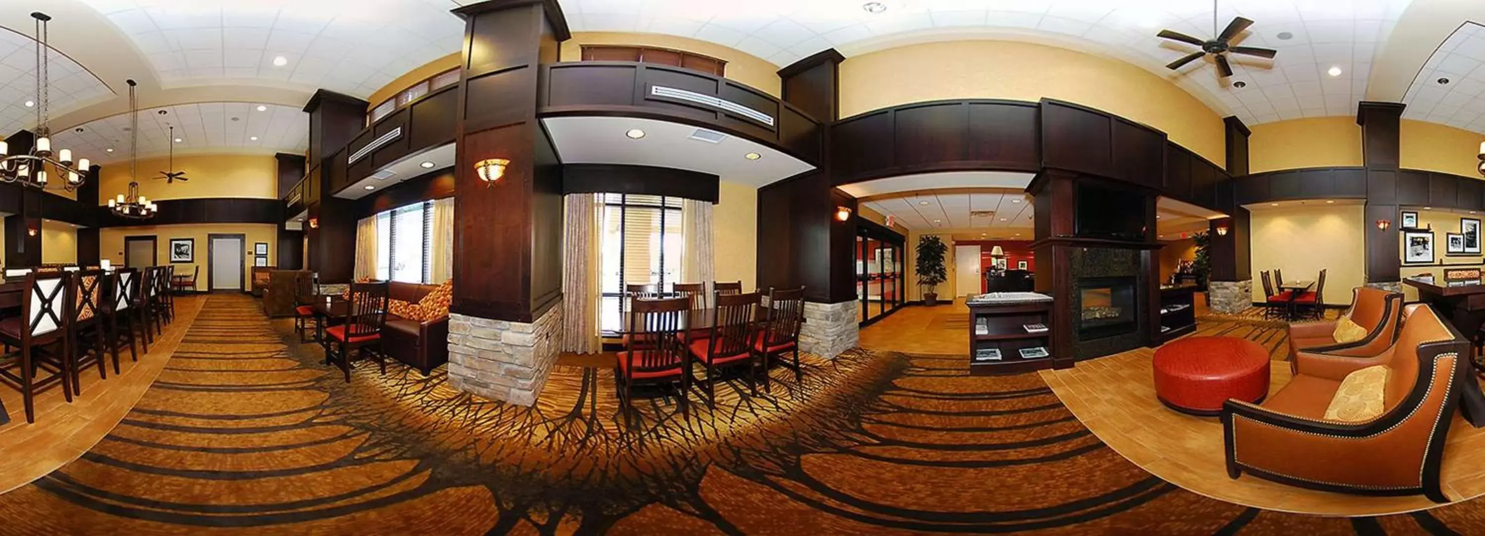 Dining area, Lounge/Bar in Newly Renovated-Hampton Inn & Suites Casper