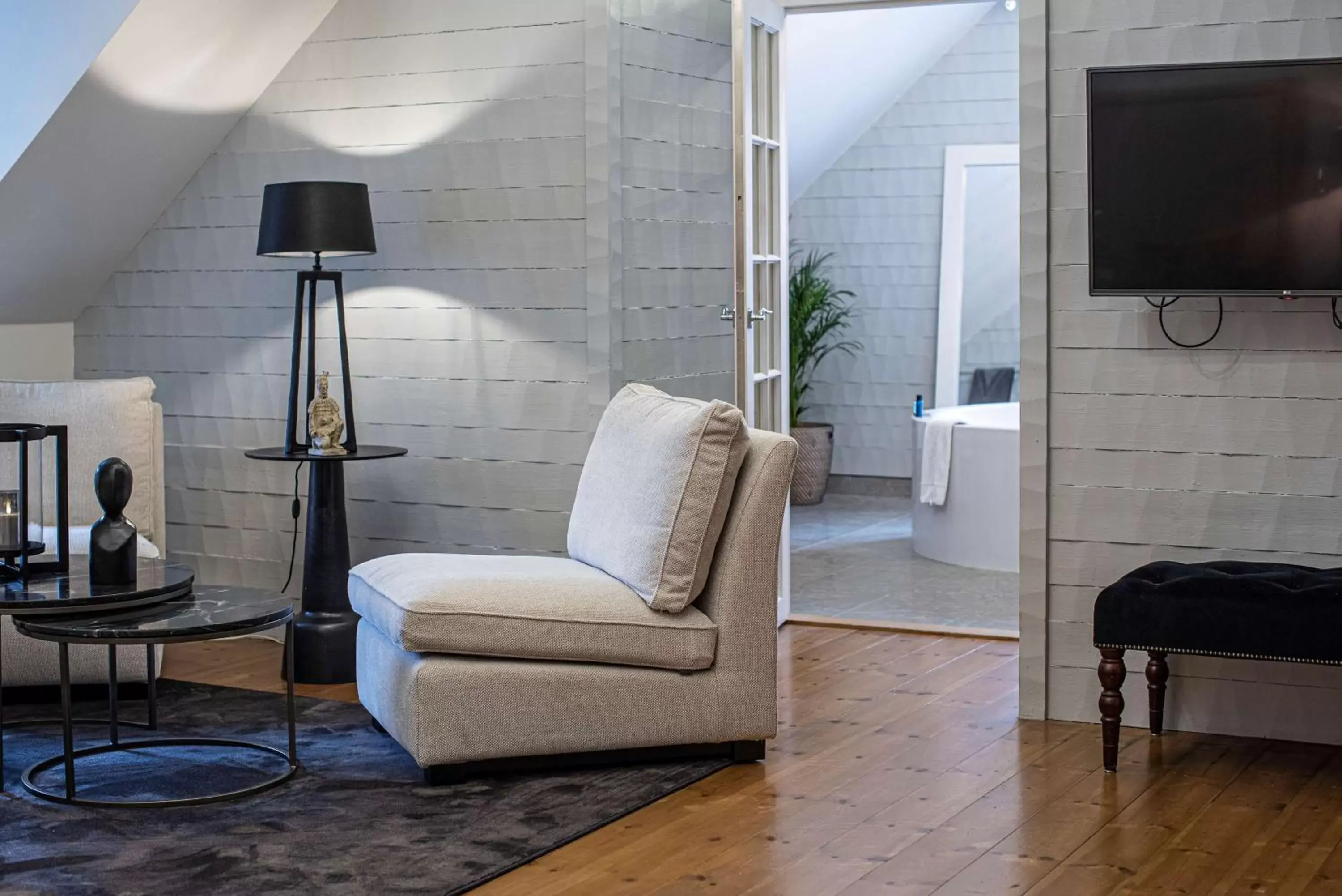 Bedroom, Seating Area in V Hotel Helsingborg; BW Premier Collection