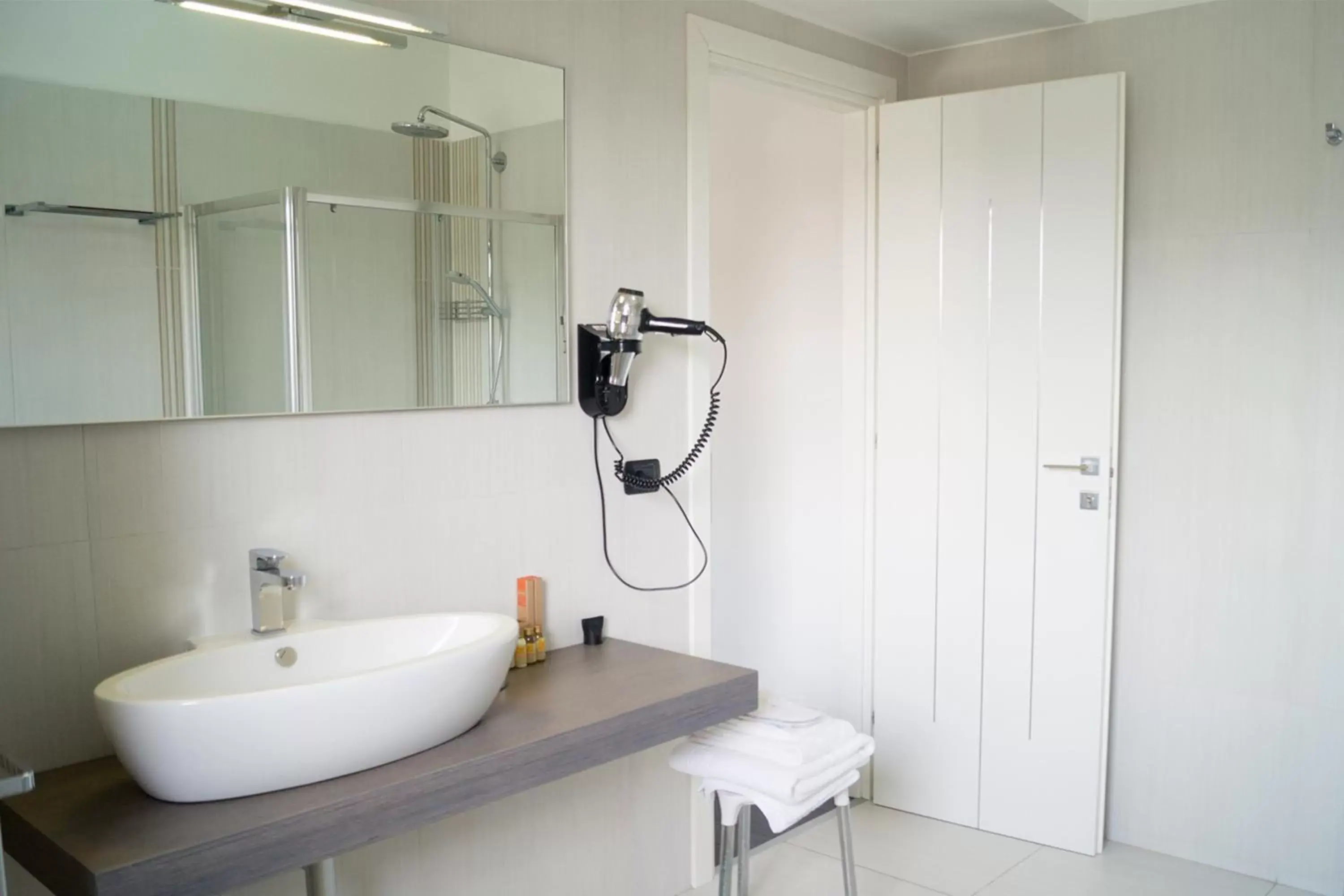 Bathroom in Areté Luxury Room