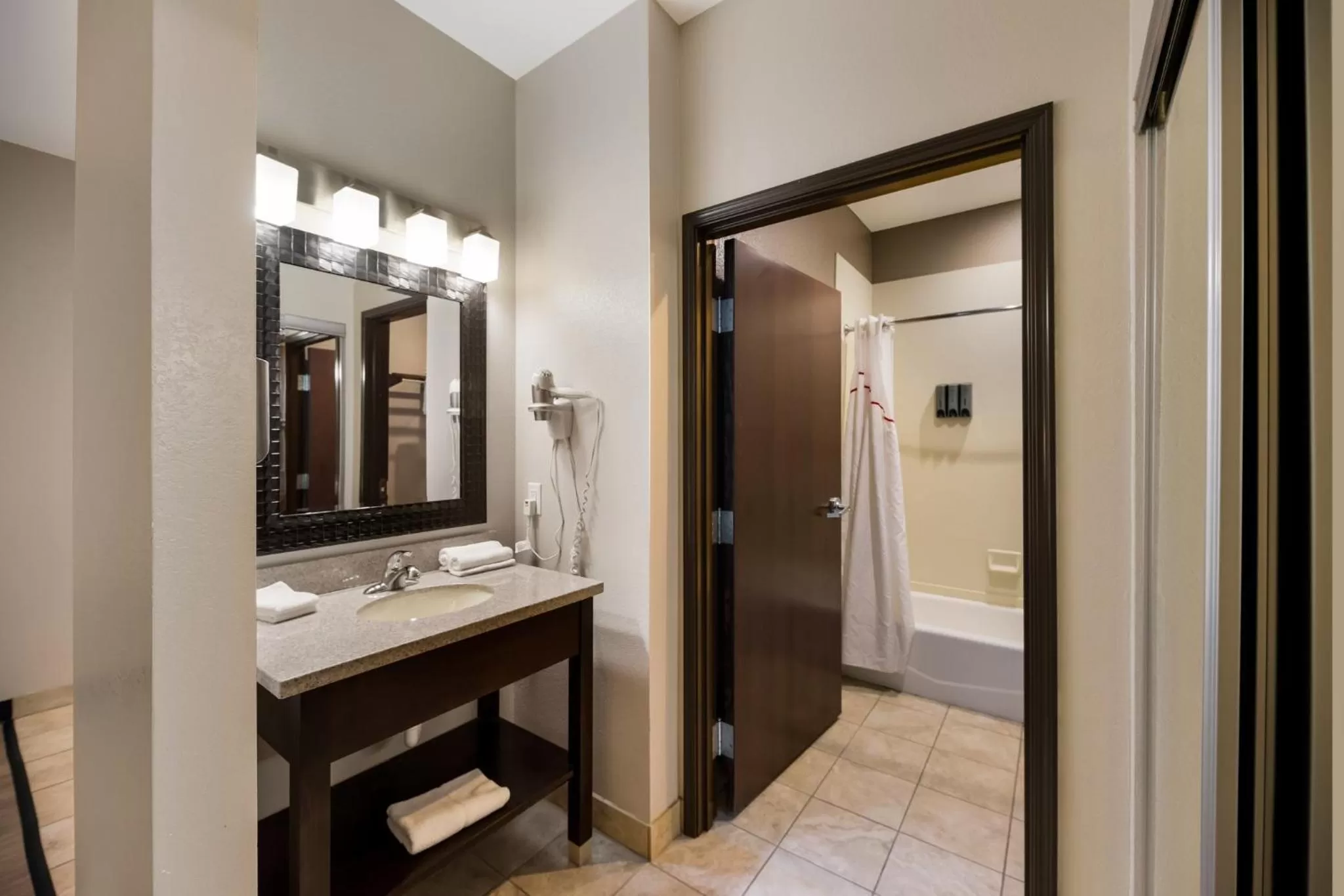 Bathroom in Red Roof Inn Pecos