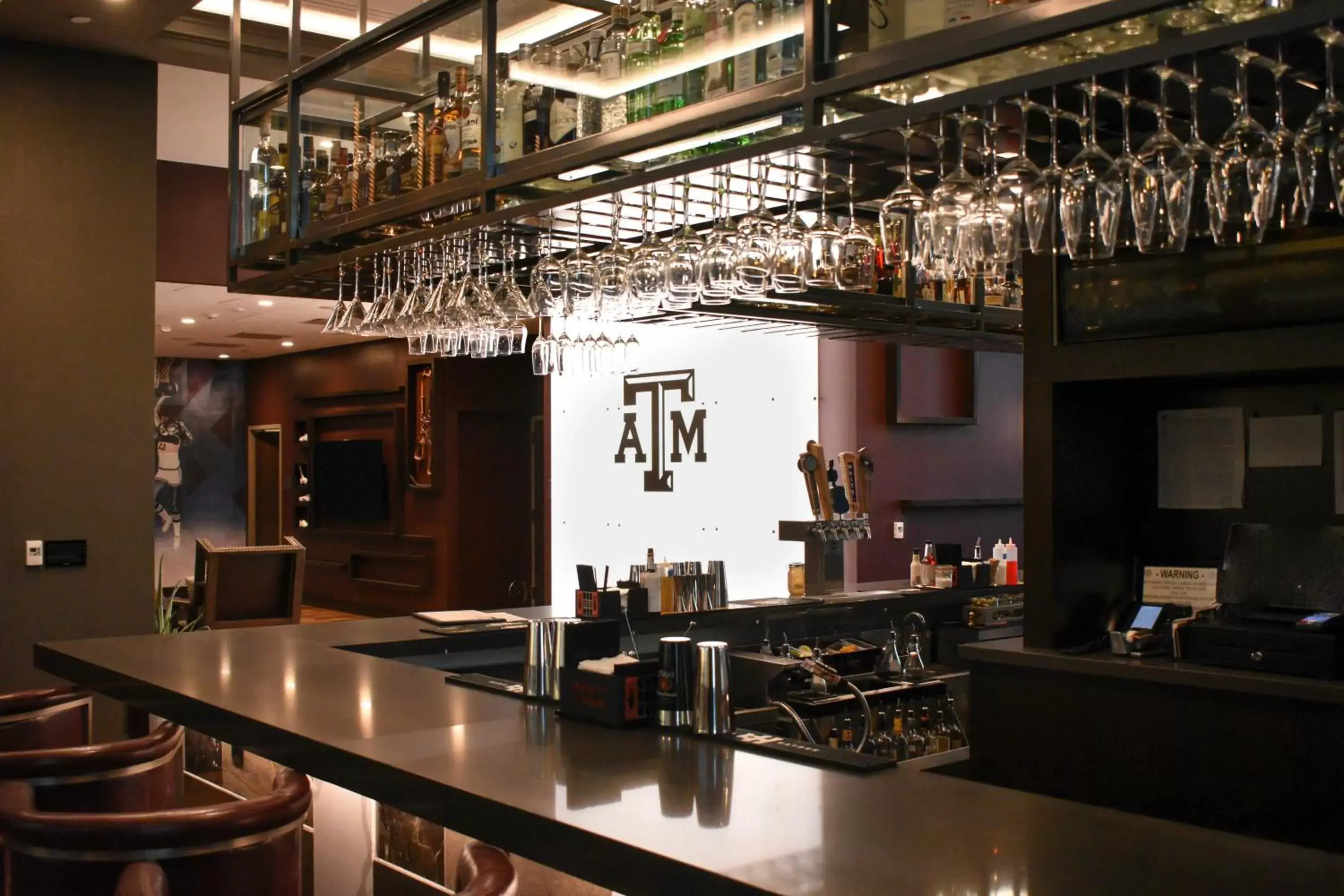 Lounge or bar, Lounge/Bar in Texas A&M Hotel and Conference Center