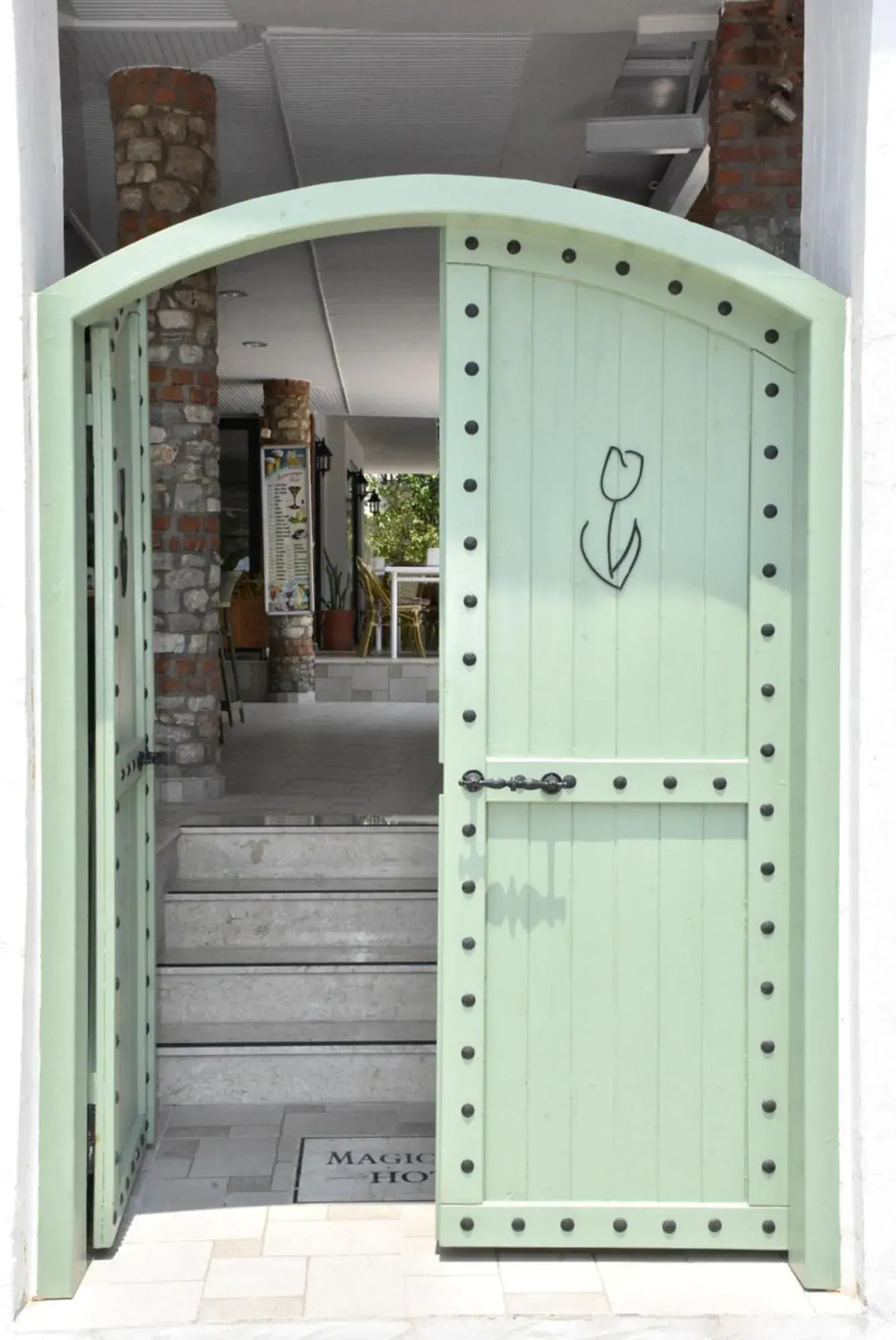 Facade/entrance in Magic Tulip Hotel Facade/entrance in Magic Tulip Hotel