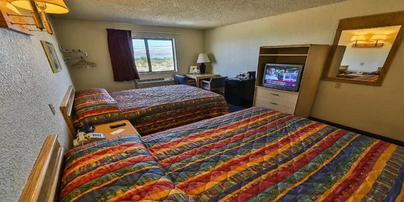 Day, Bed in Super 8 by Wyndham Lake Havasu City