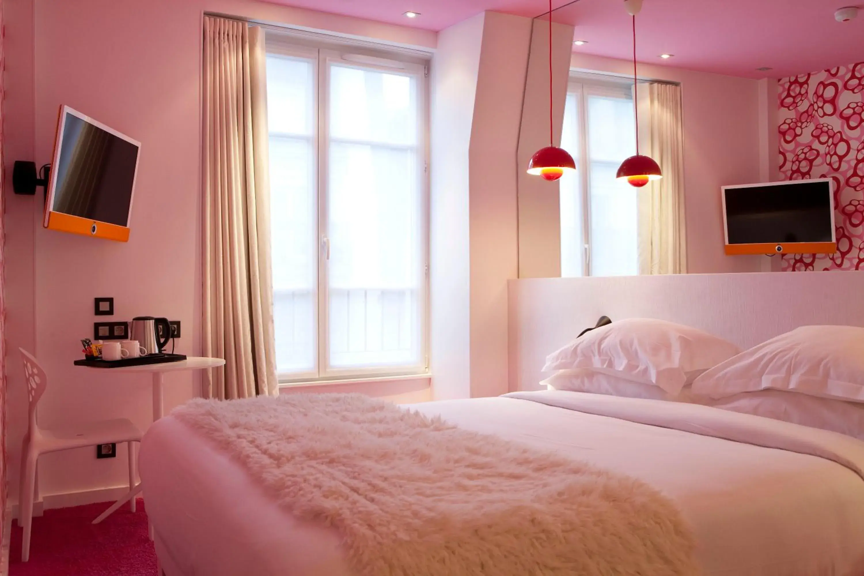 Superior Double Room in Georgette Hôtel & Restaurant Superior Double Room in Georgette Hôtel & Restaurant