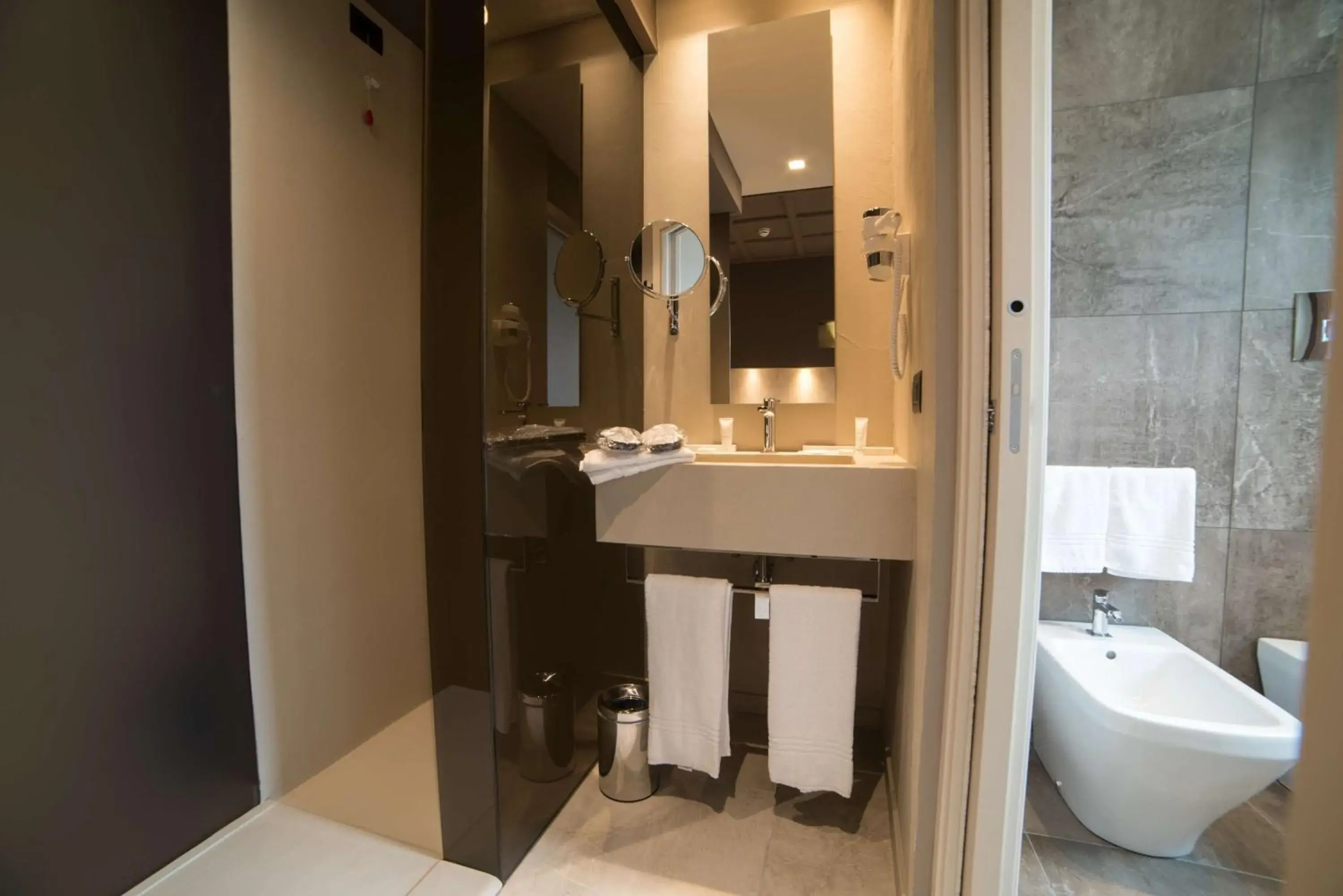 Bedroom, Bathroom in Best Western Plus Hotel Terre di Eolo