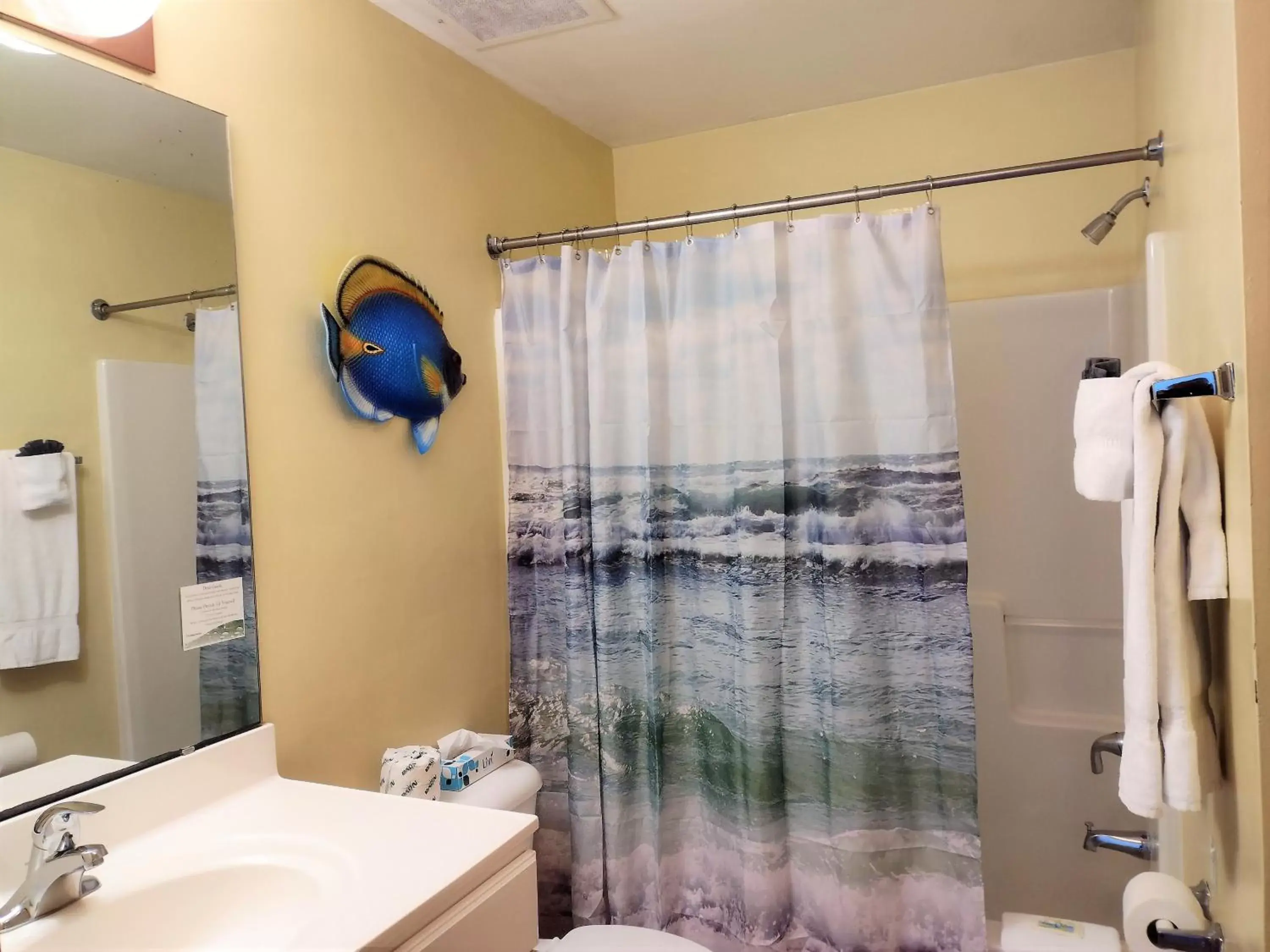 Bathroom in Sandpeddler Inn and Suites