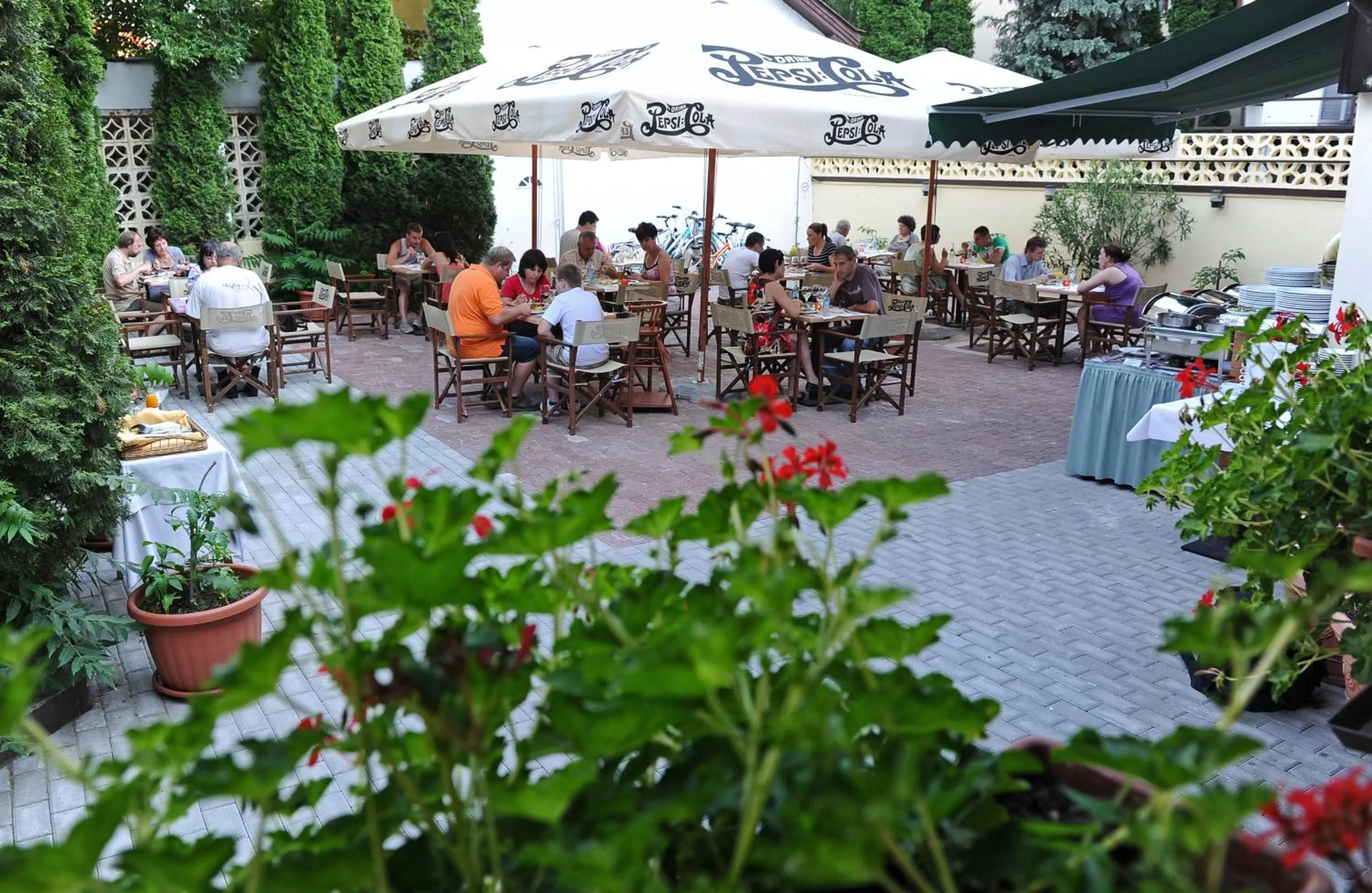 Property building in Hotel Minaret&Étterem