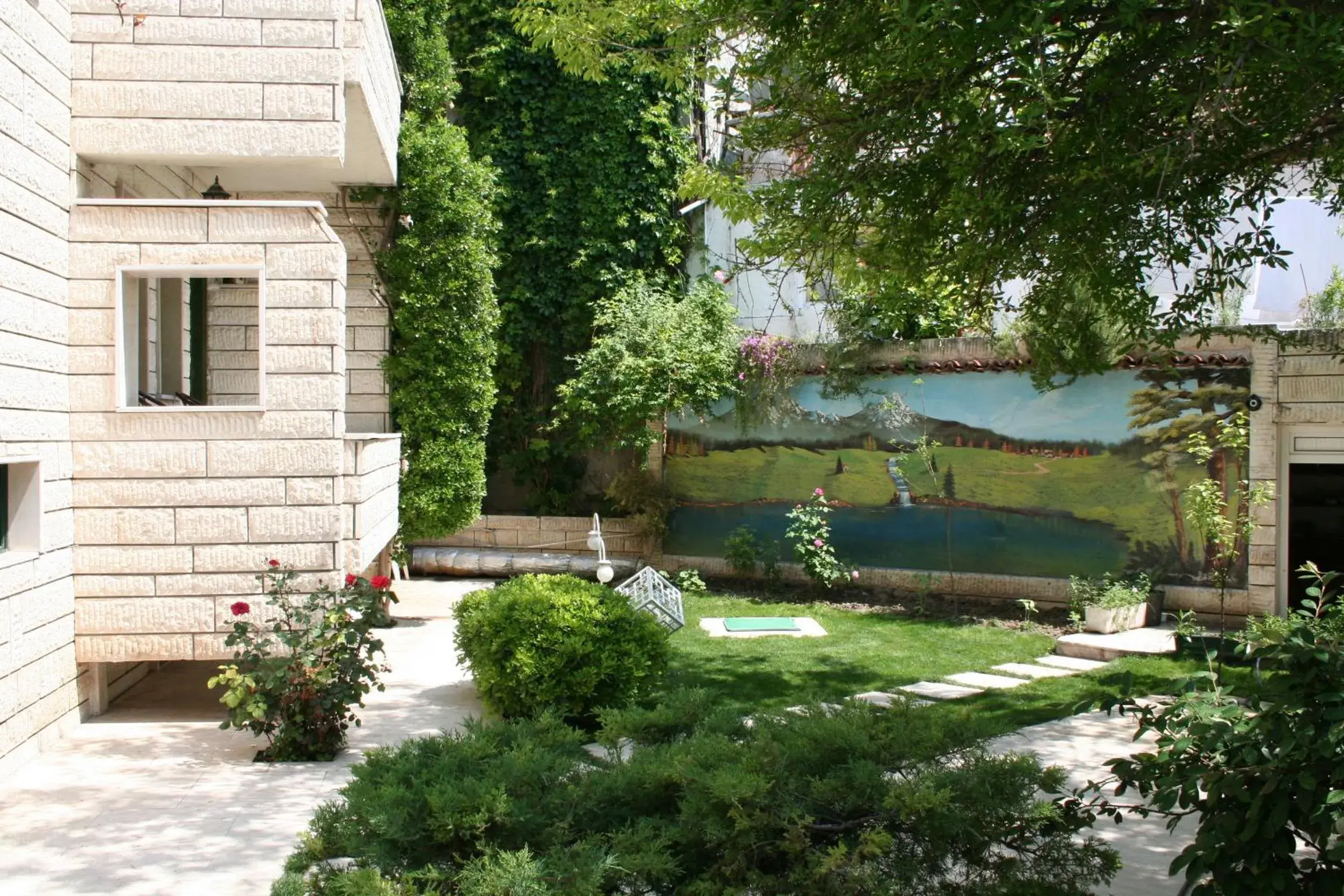 Garden in Hotel HAL-TUR