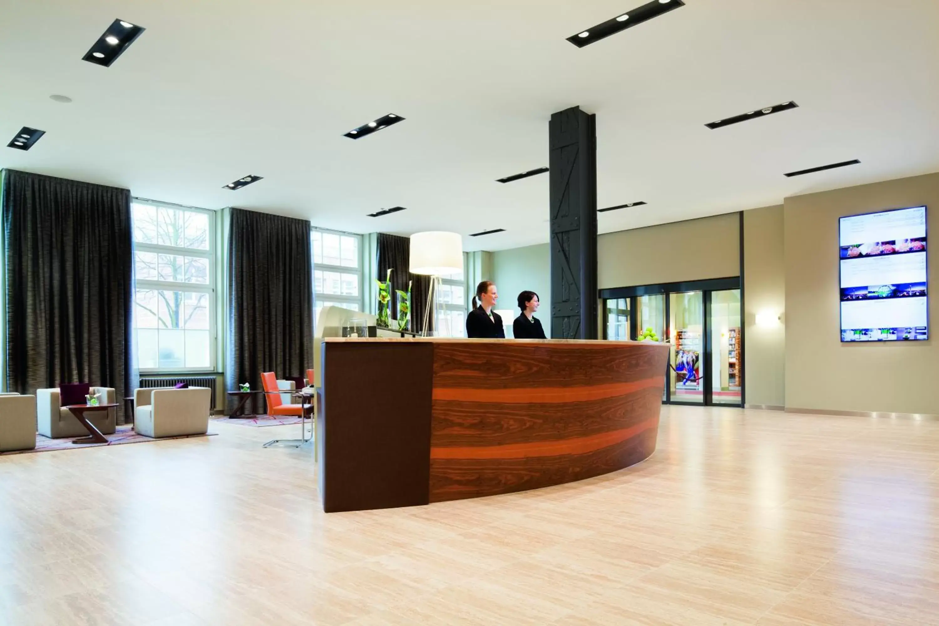 Lobby or reception, Lobby/Reception in Mövenpick Hotel Berlin Am Potsdamer Platz