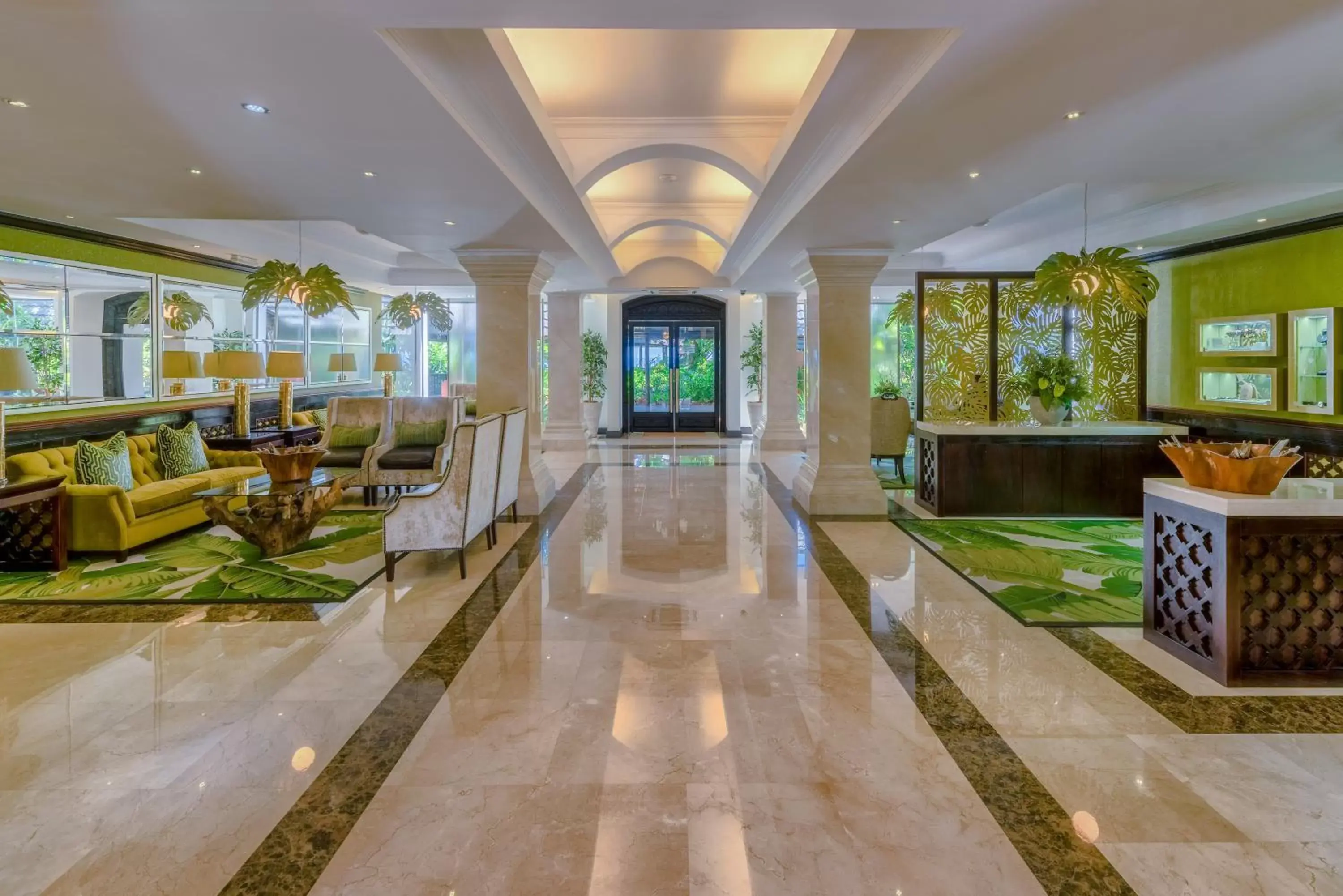 Facade/entrance in Sea Cliff Hotel Facade/entrance in Sea Cliff Hotel