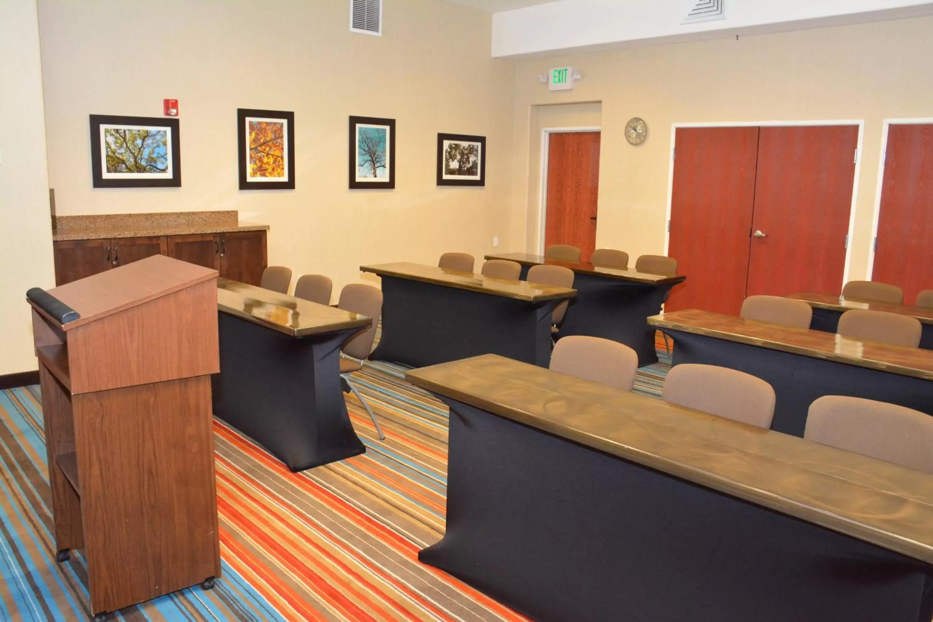 Meeting/conference room, Lounge/Bar in Fairfield Inn & Suites by Marriott Grand Junction Downtown/Historic Main Street