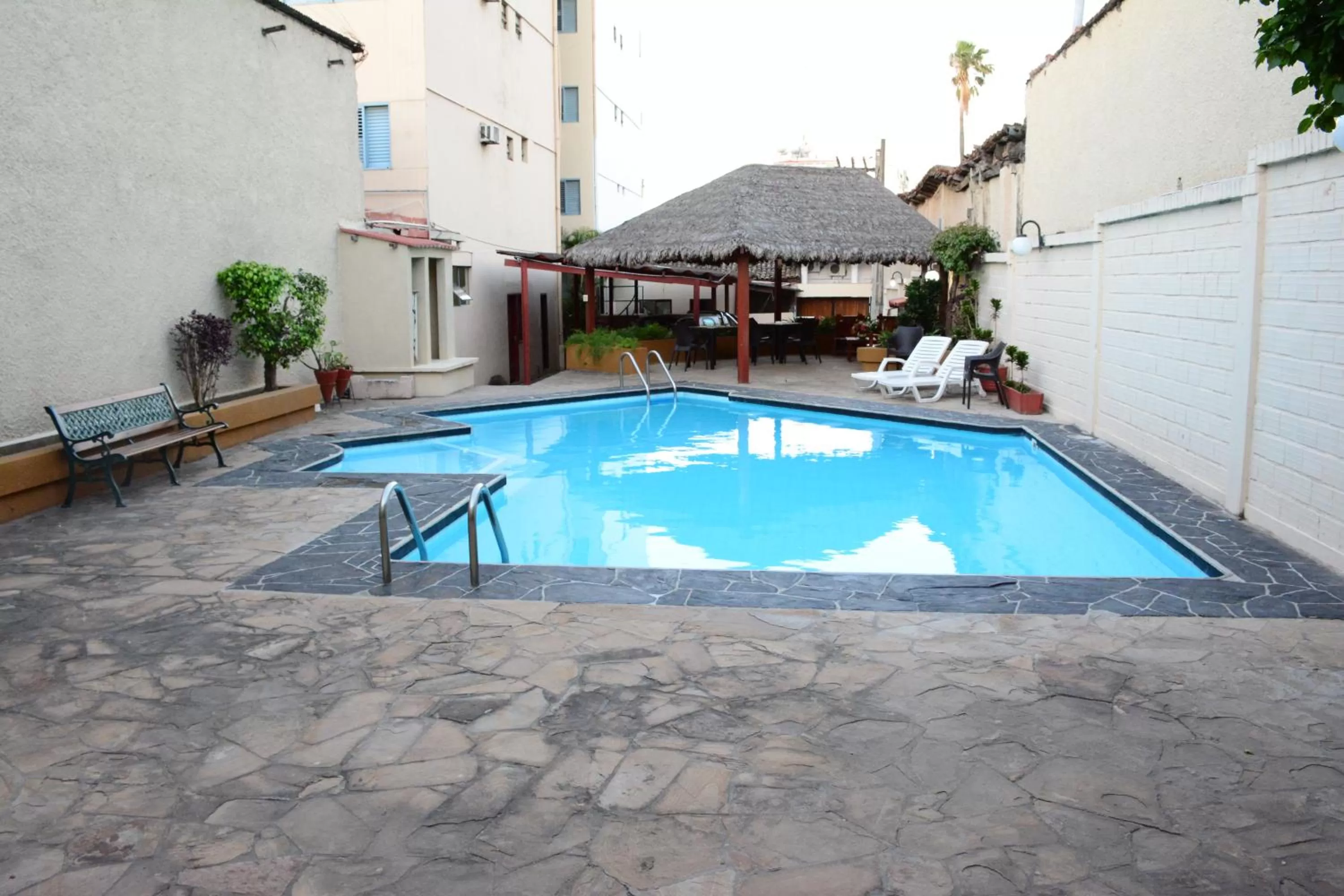Swimming pool in La Siesta Hotel