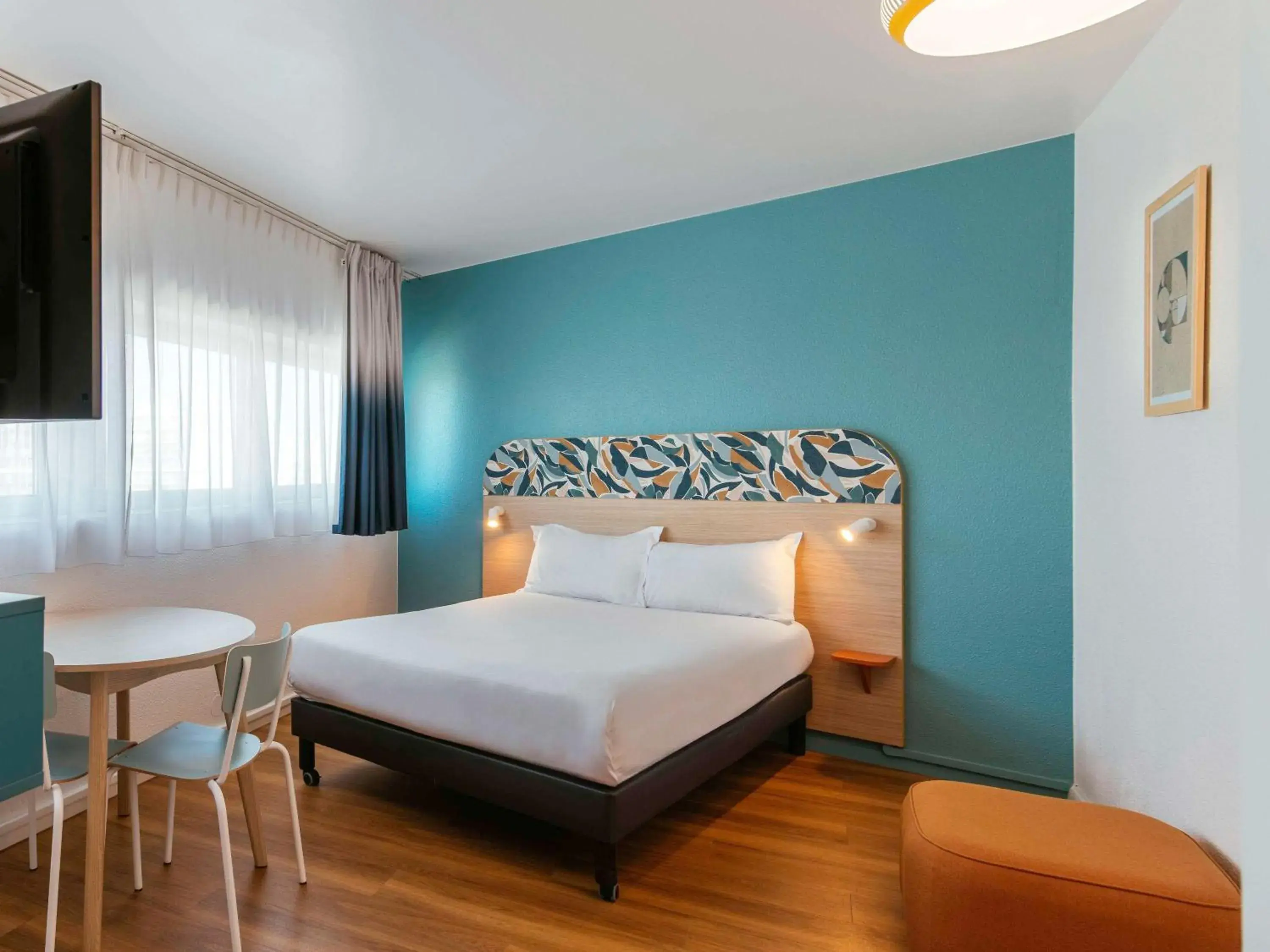 Bedroom, Bed in Adagio Access Paris La Villette