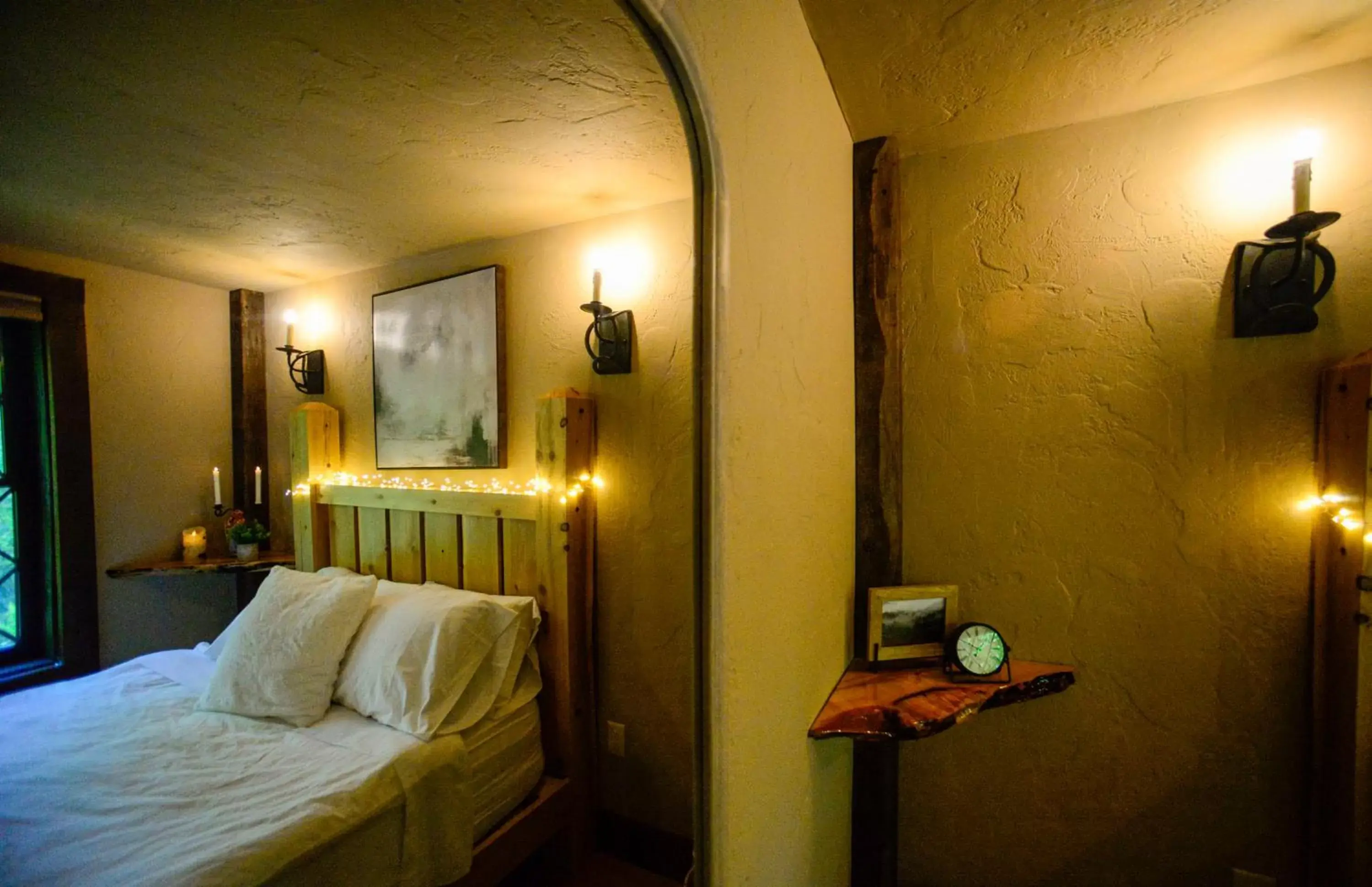 Photo of the whole room, Bed in Vikings Villages Resort