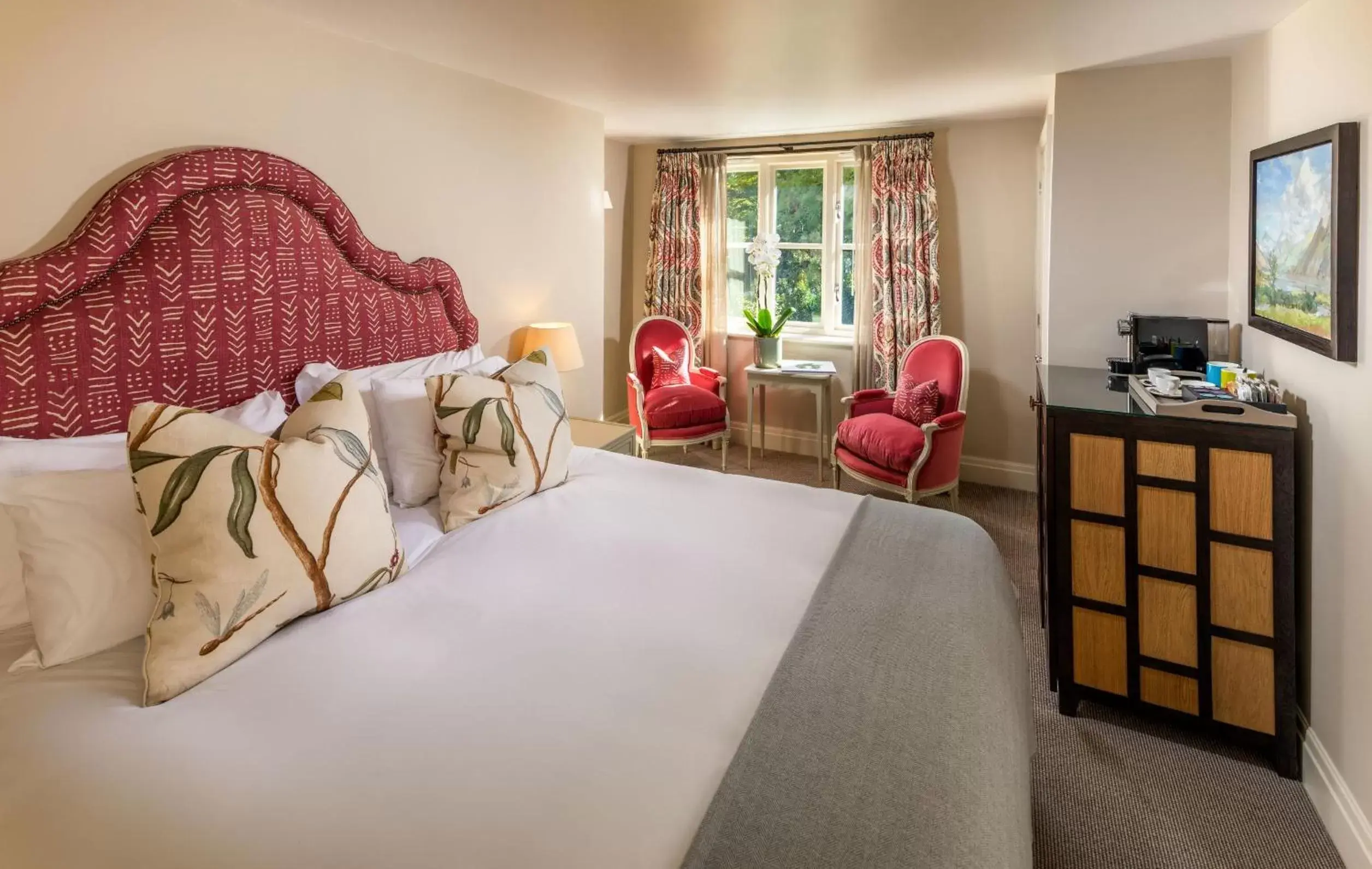 Bedroom, Bed in Linthwaite House Hotel