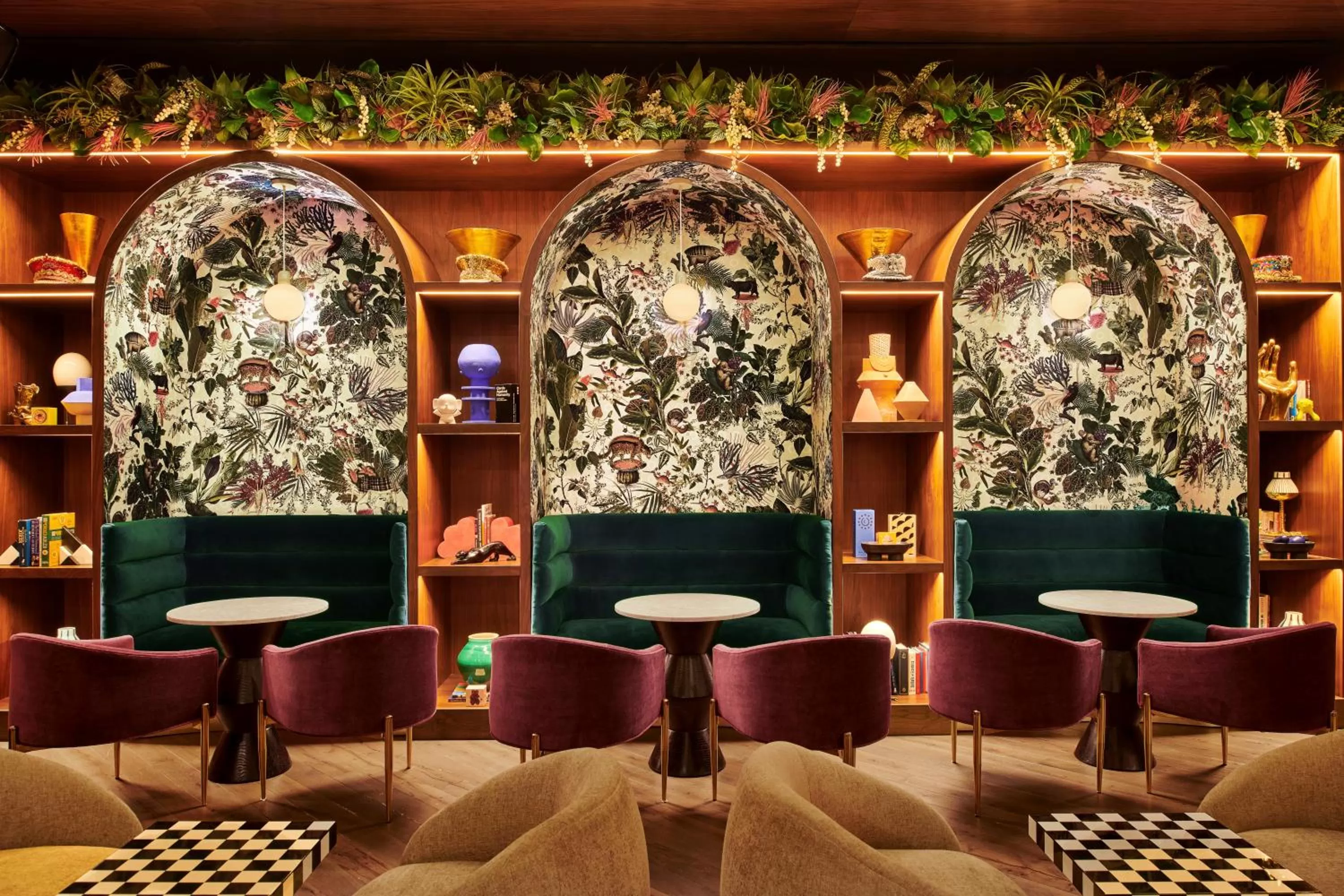 Lounge or bar in Virgin Hotels Dallas