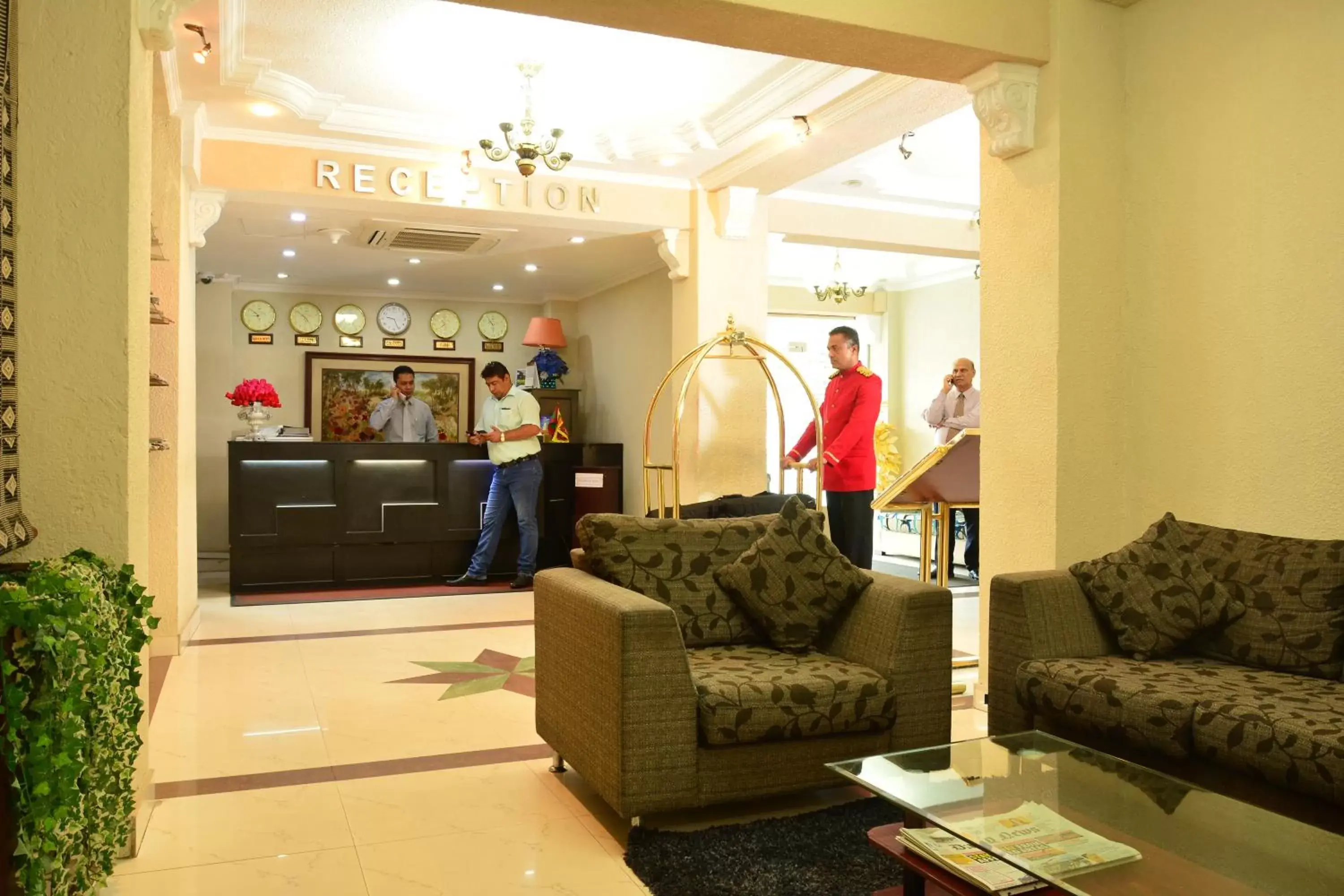 Lobby or reception in Pearl City Hotel