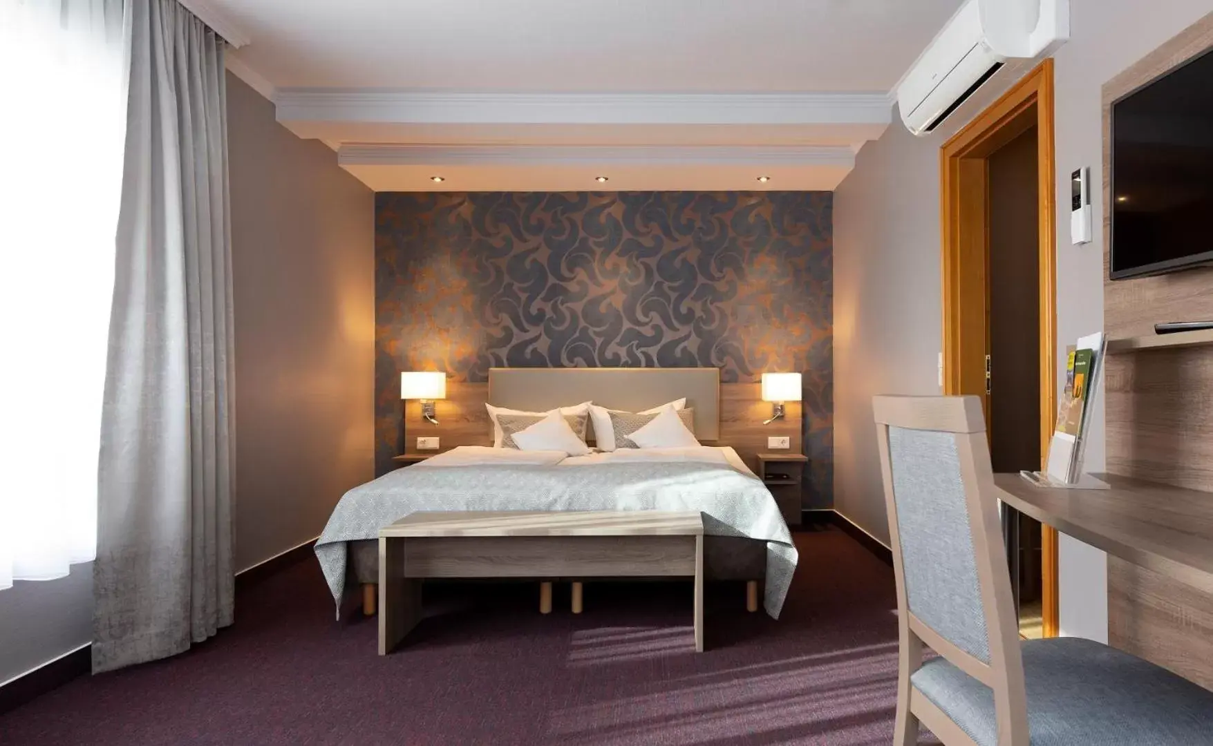 Bed in Mercure Mainz City Center