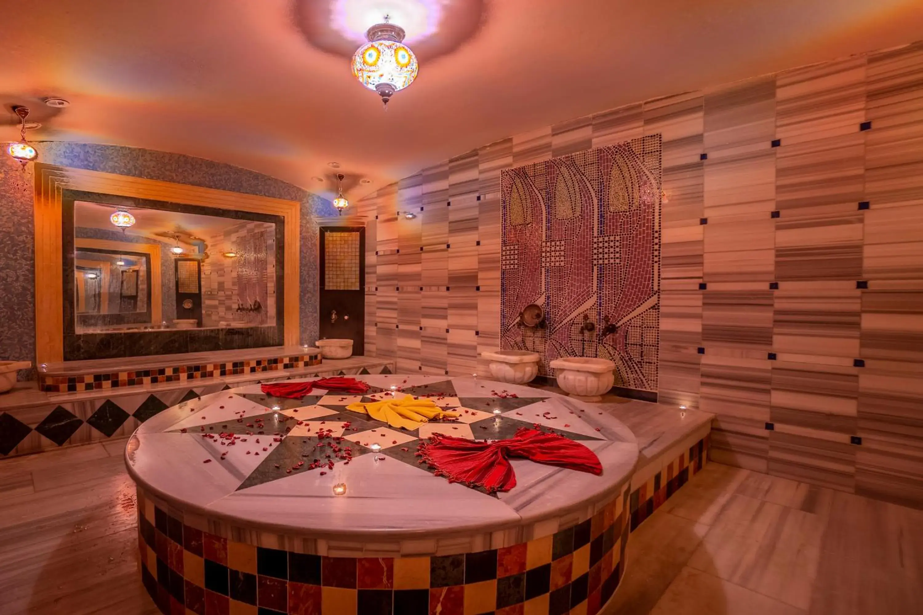 Public Bath, Dining Area in Tu Casa Gelidonya Hotel