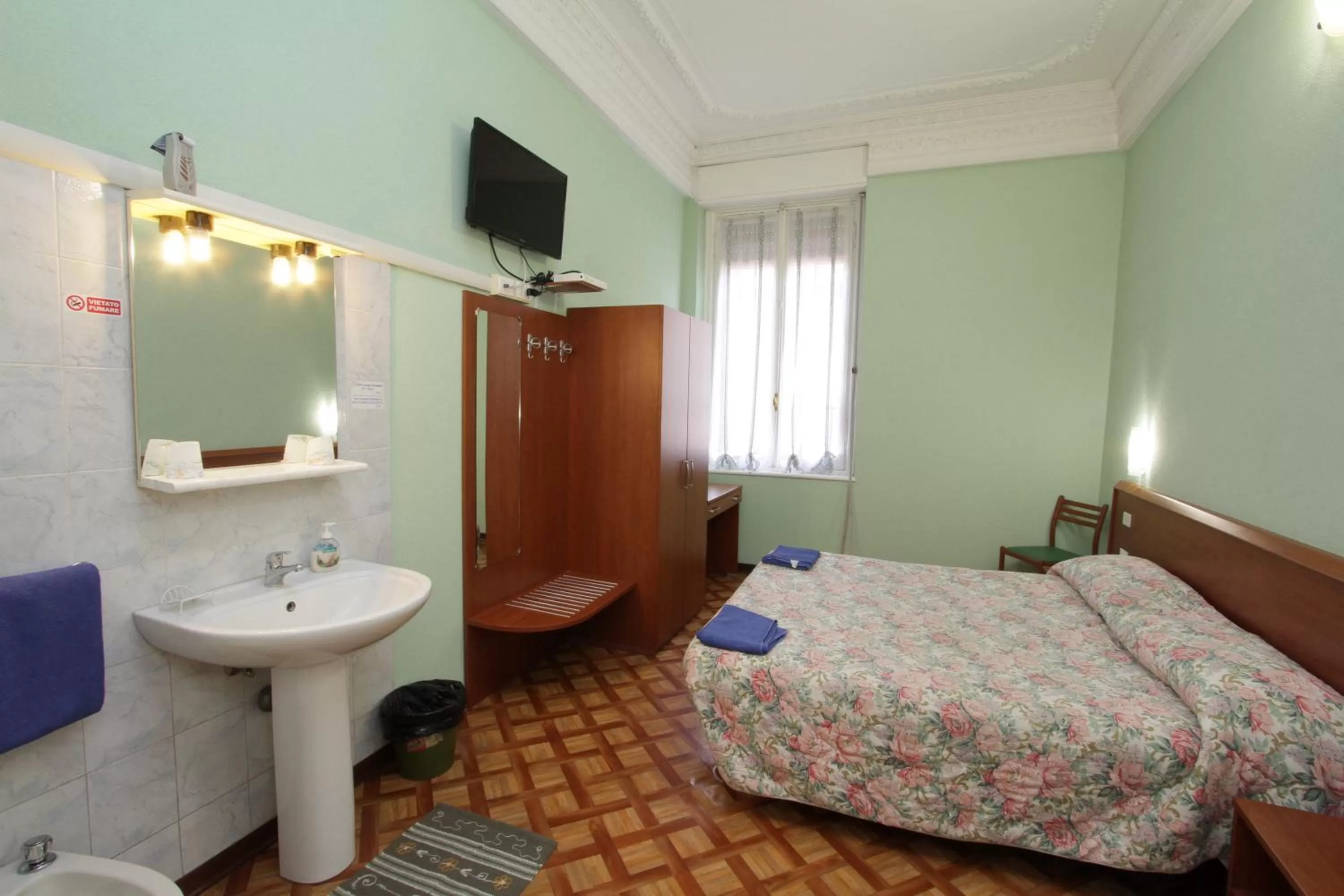 Photo of the whole room, Bed in Hotel Barone