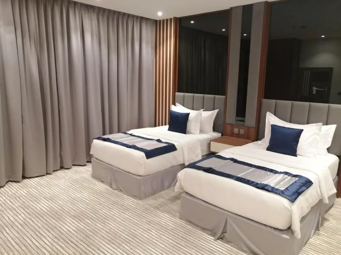 Executive Suite in Tulip View Hotel Executive Suite in Tulip View Hotel