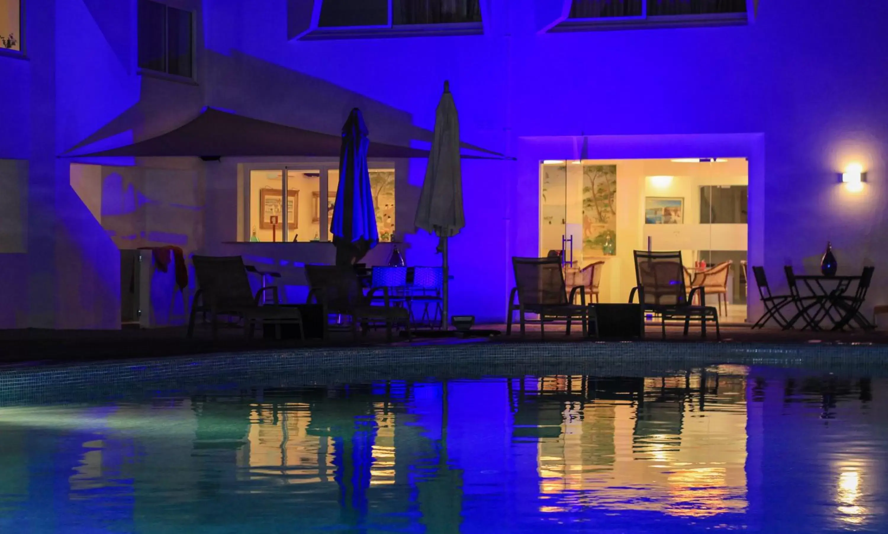 Patio, Swimming Pool in Lagoa Hotel