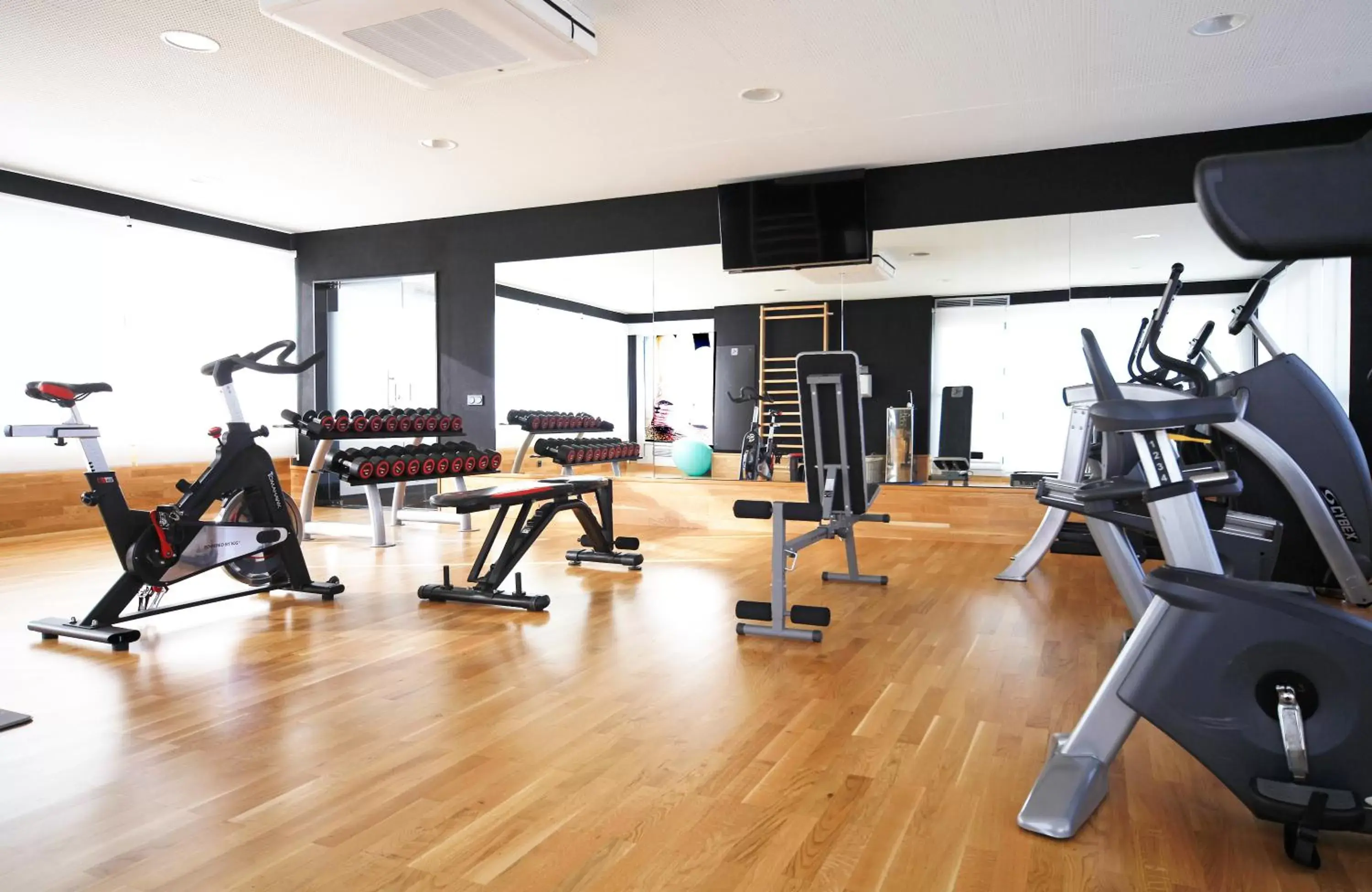 Fitness centre/facilities, Fitness Center/Facilities in Axor Feria