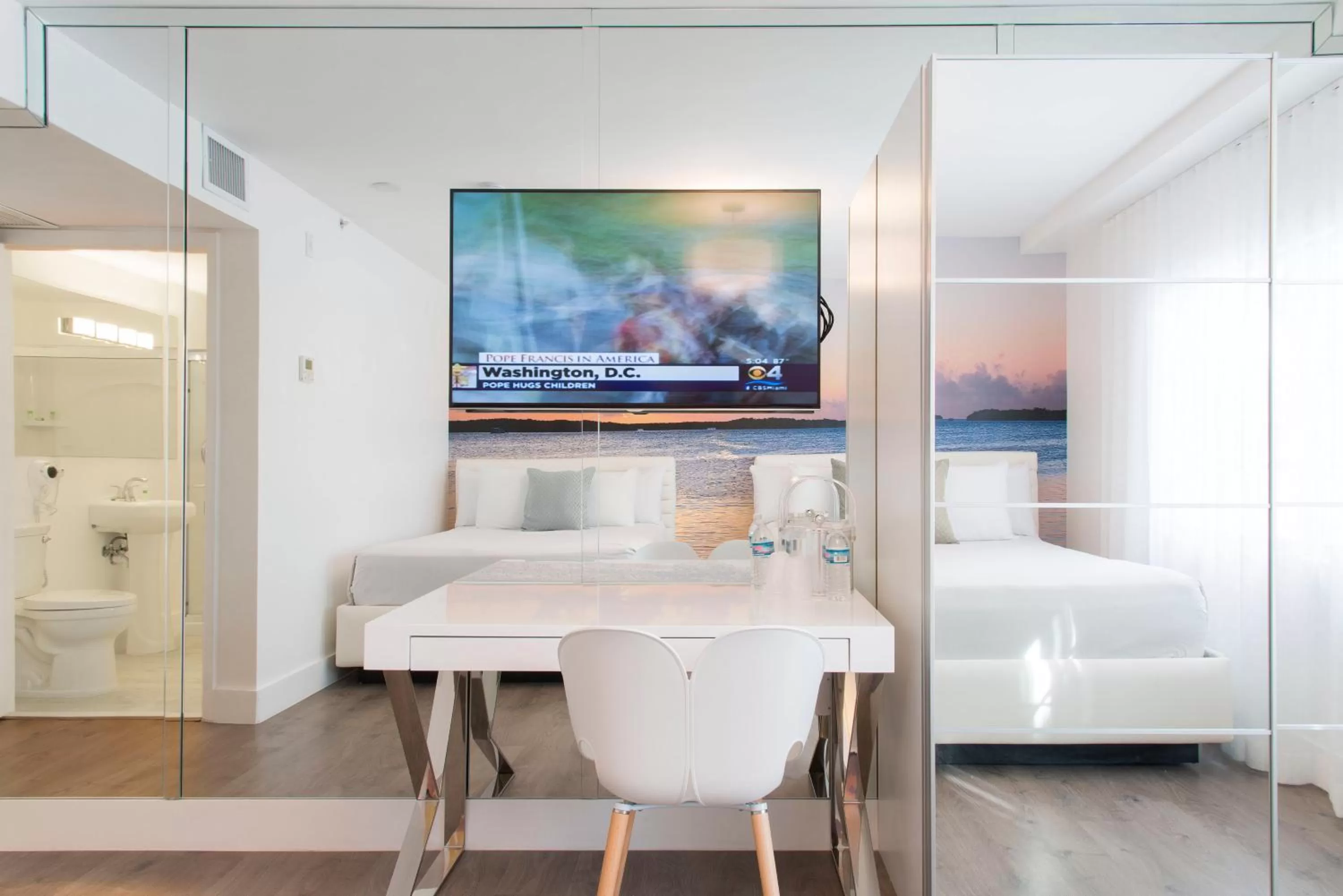 TV and multimedia in President Hotel