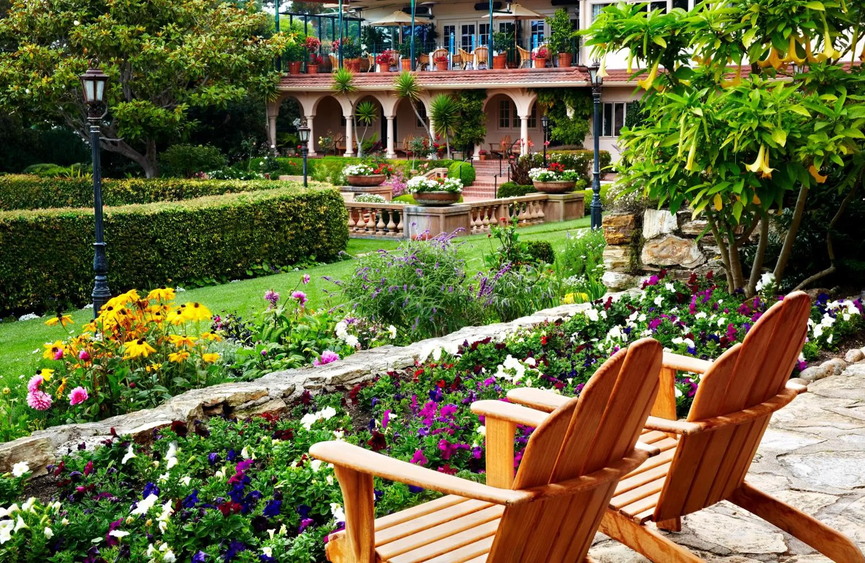 Garden in La Playa Hotel