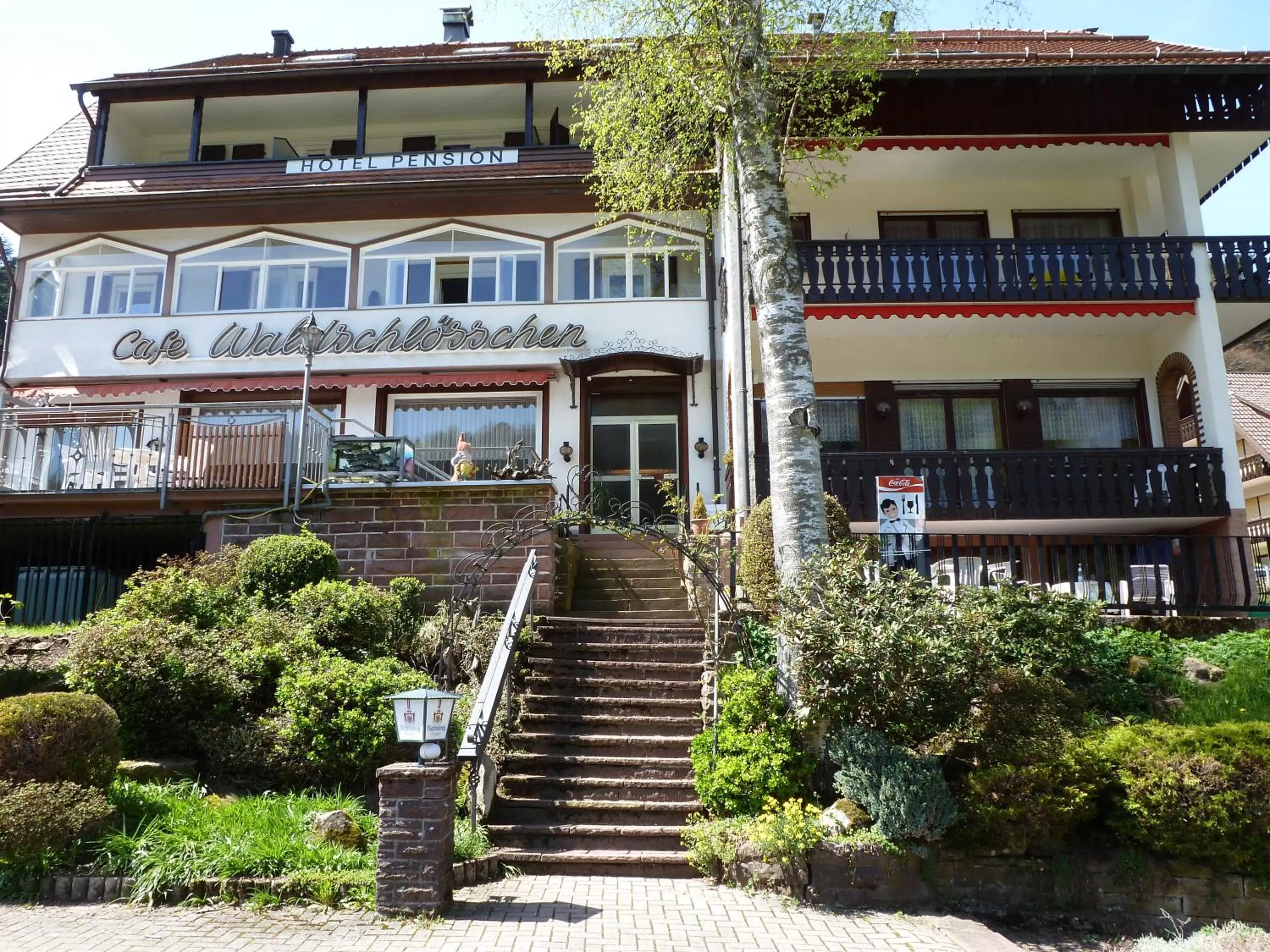 Facade/entrance in Waldschlösschen