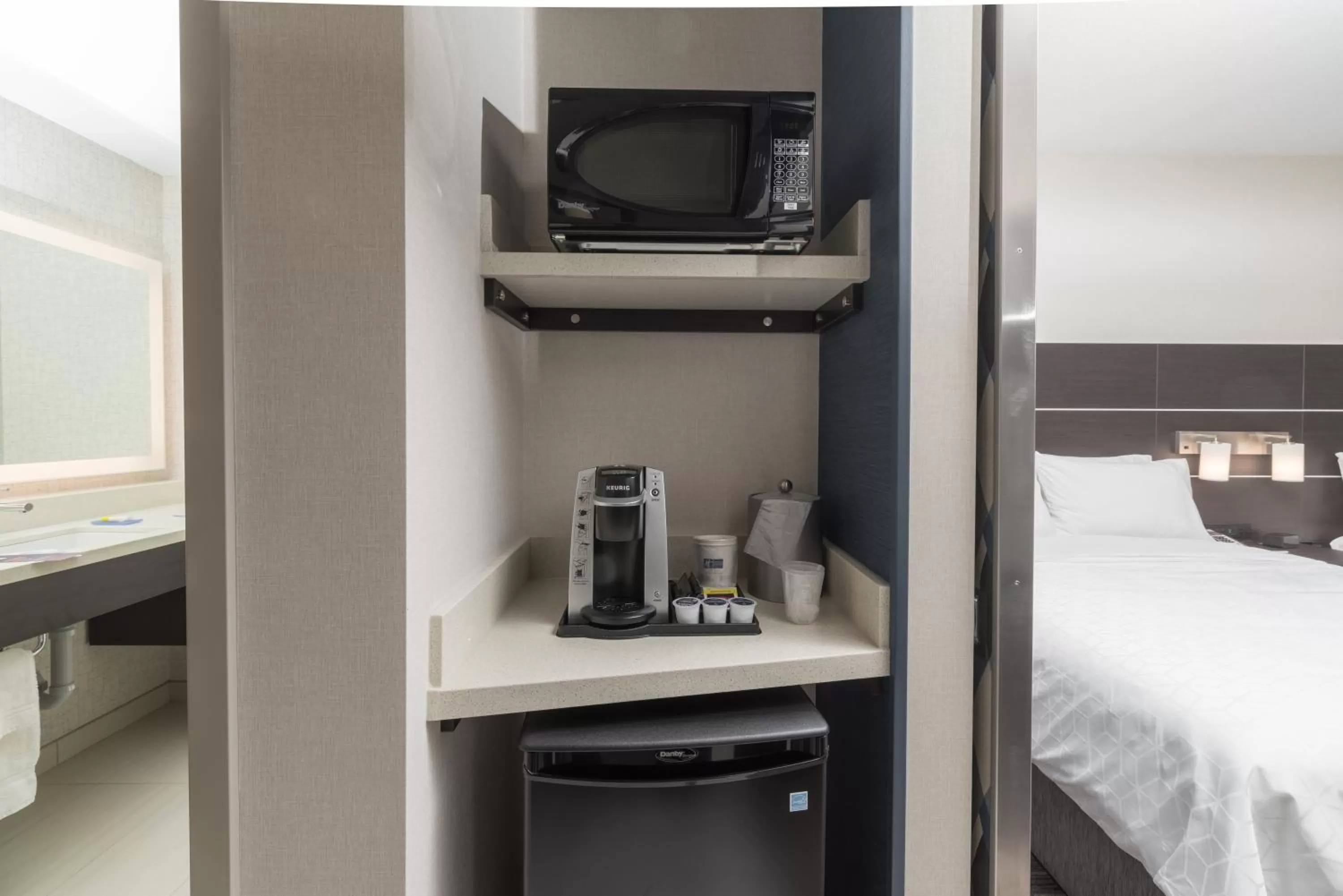 Bedroom, Bed in Holiday Inn Express & Suites - Saskatoon East - University by IHG