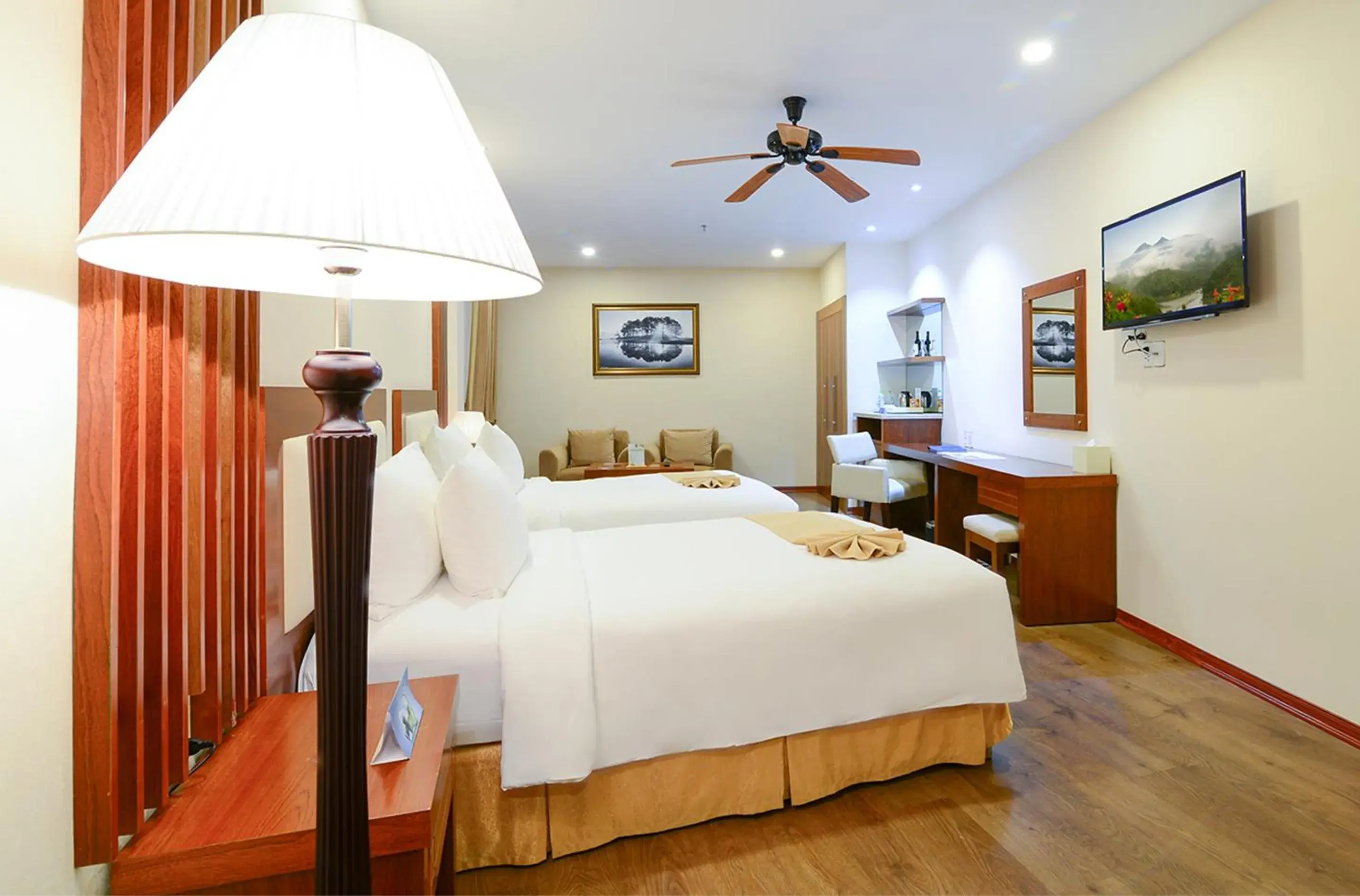 Bed in Ladalat Hotel