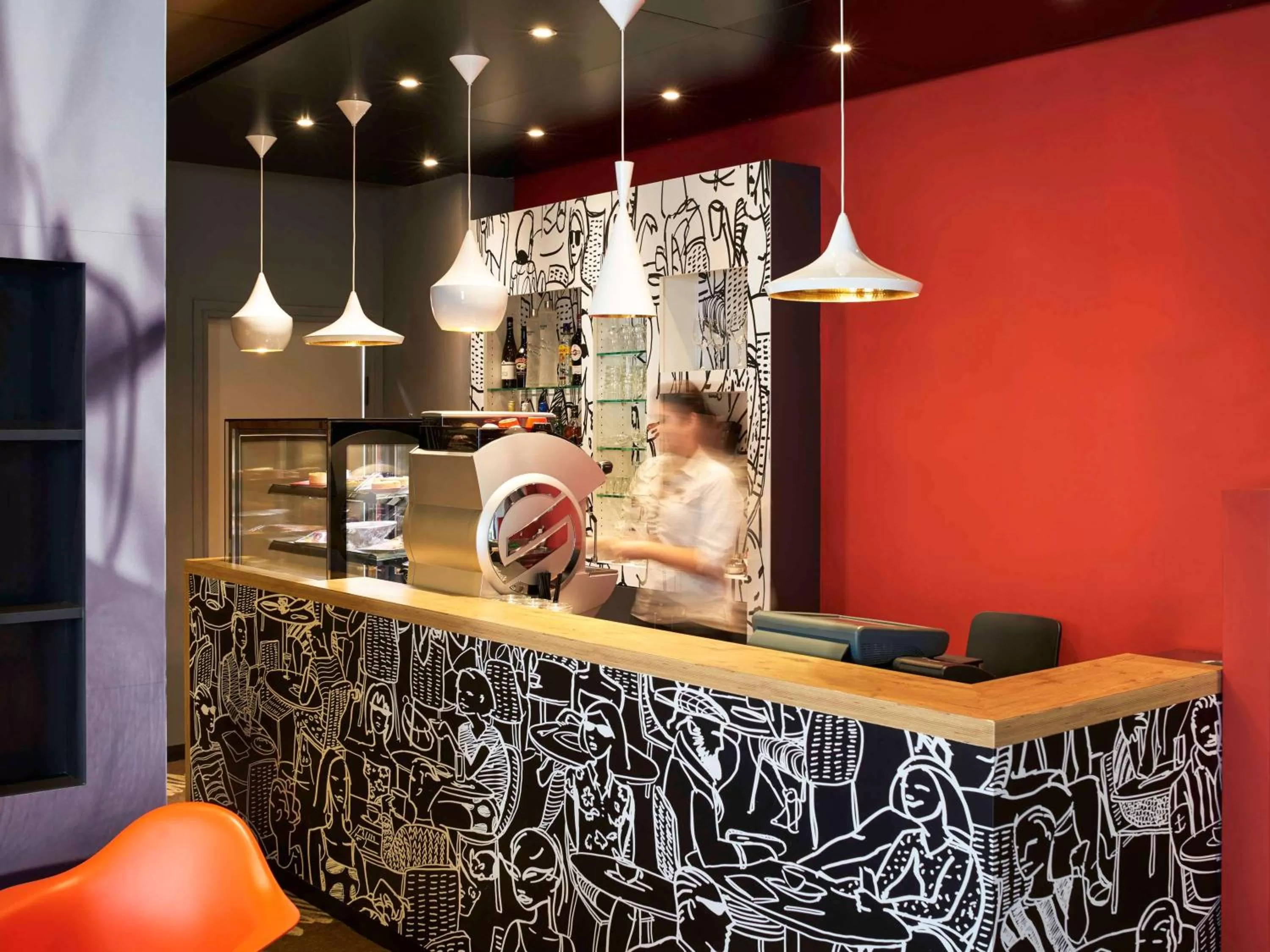 Lounge or bar in ibis Jerusalem city Center - An AccorHotels Brand