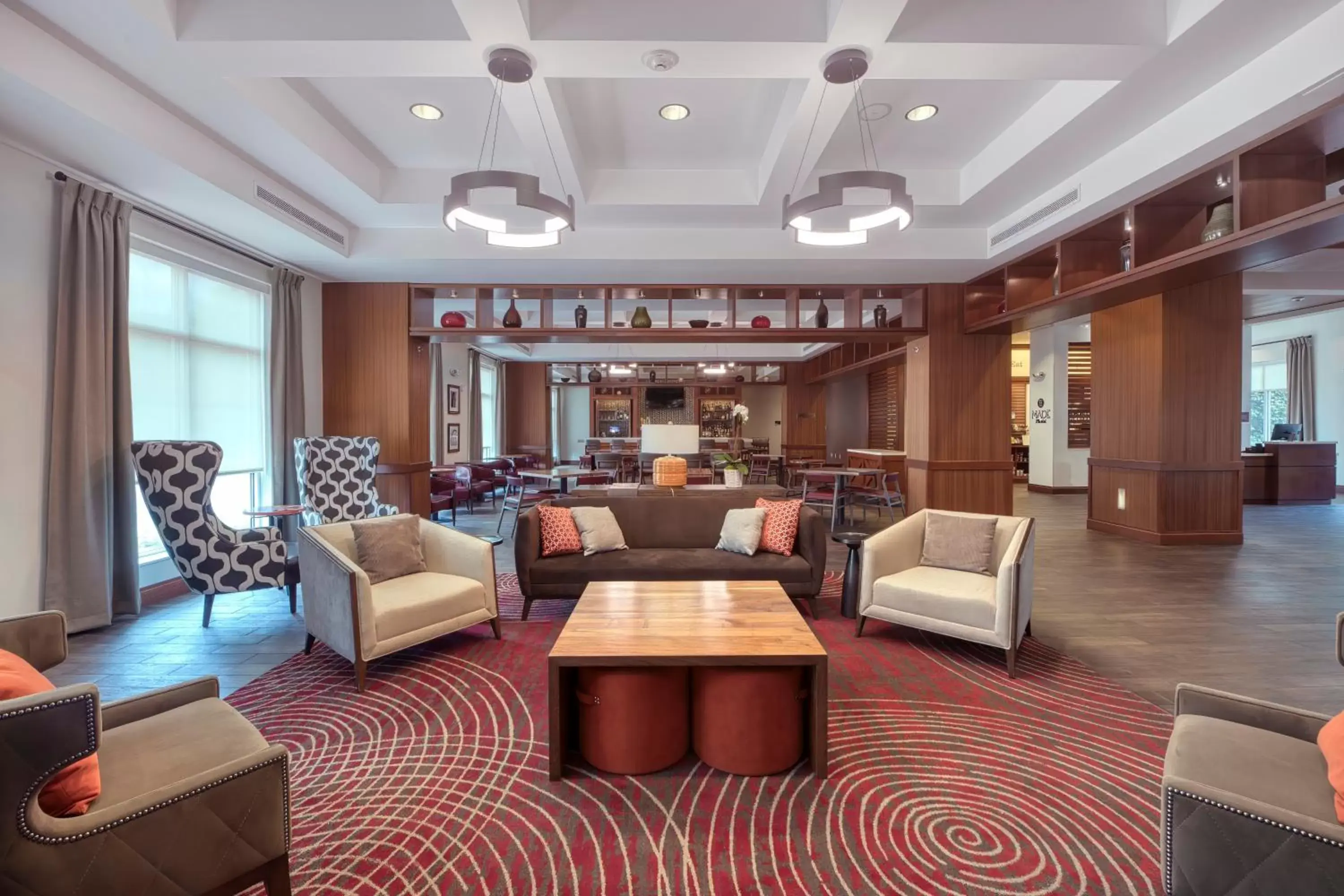 Seating area in DoubleTree by Hilton Raleigh-Cary