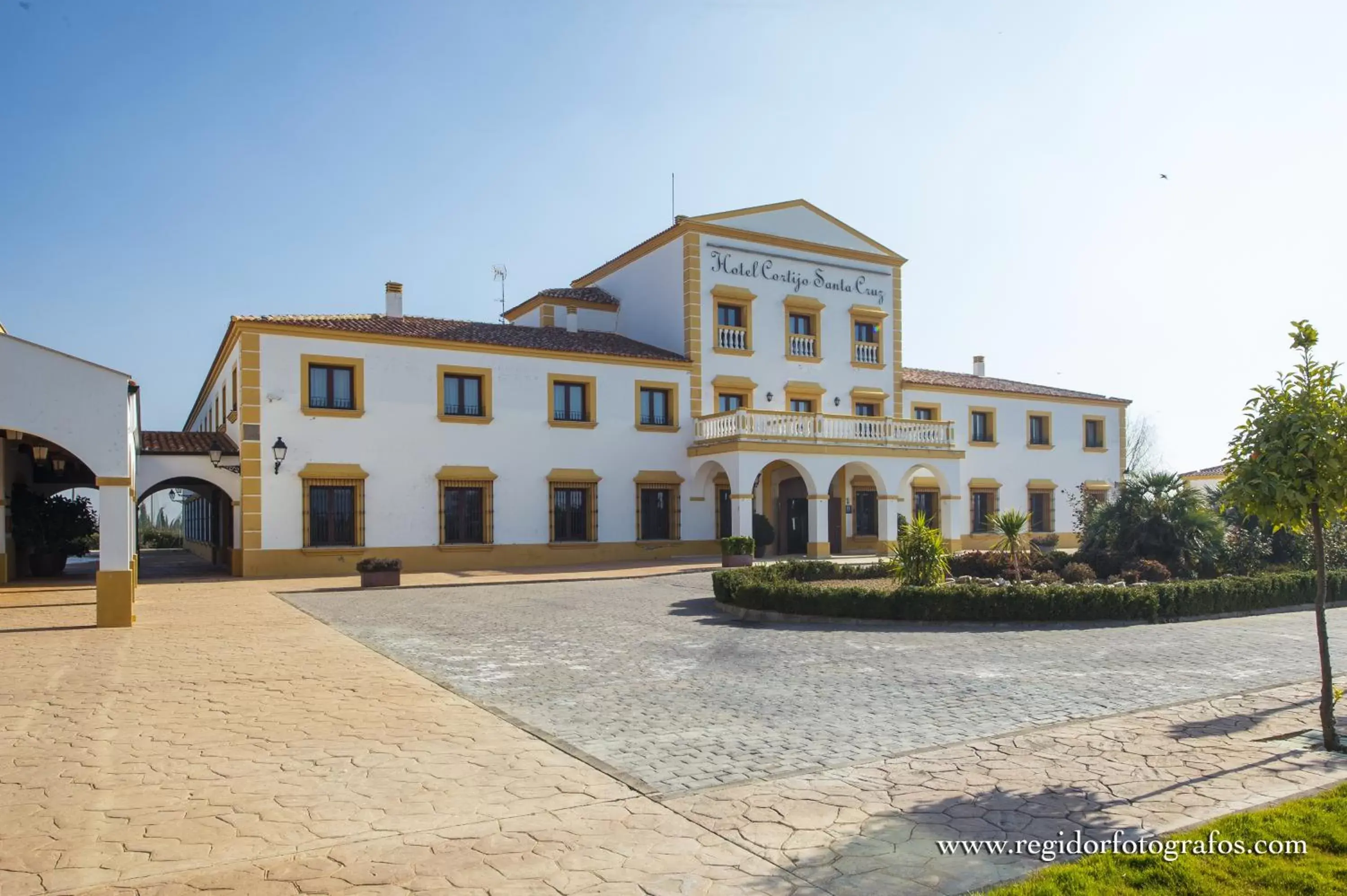 Nearby landmark, Property Building in Hospedium Hotel Cortijo Santa Cruz