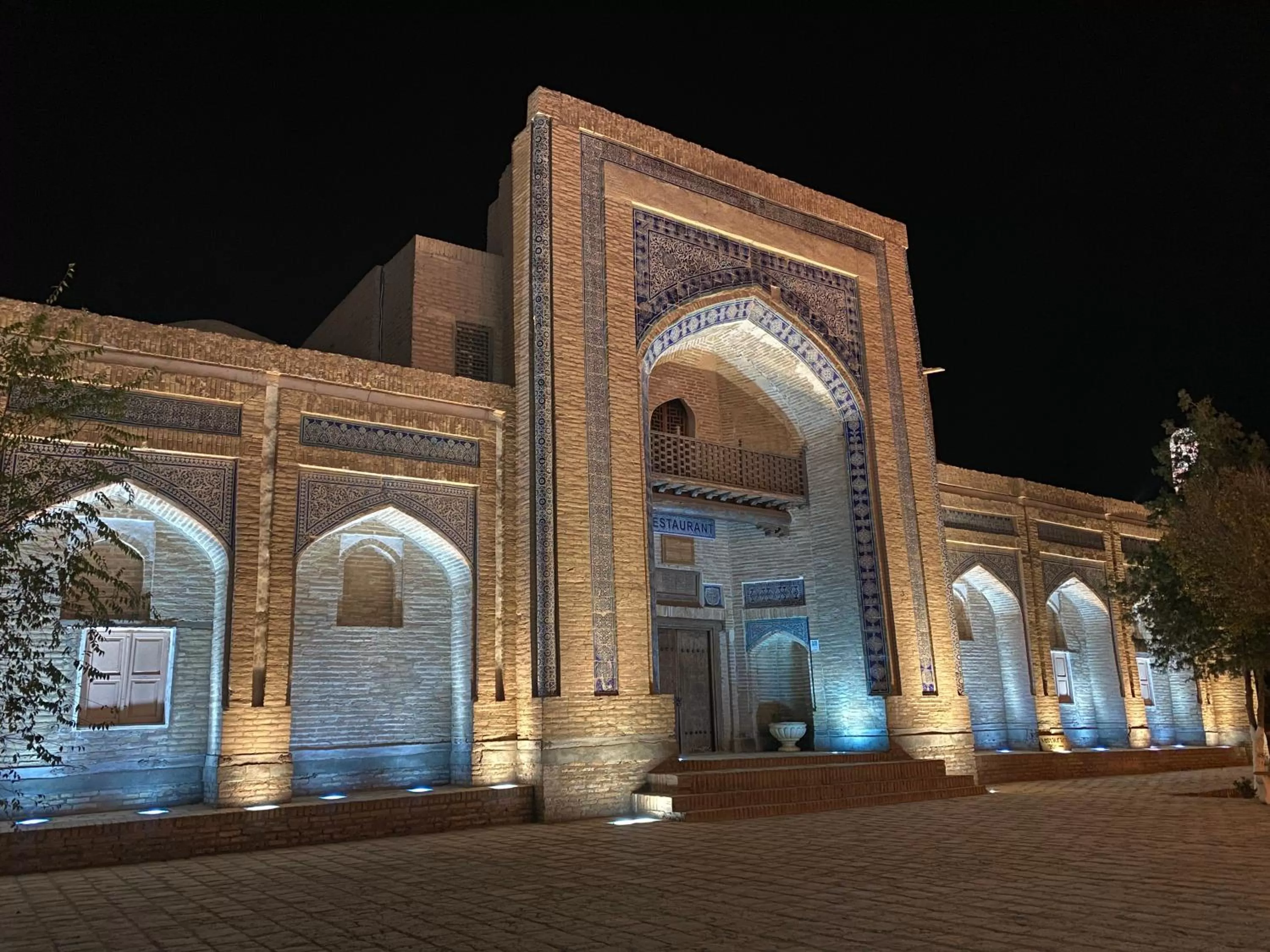 Property Building in KHIVA HOSTEL ...