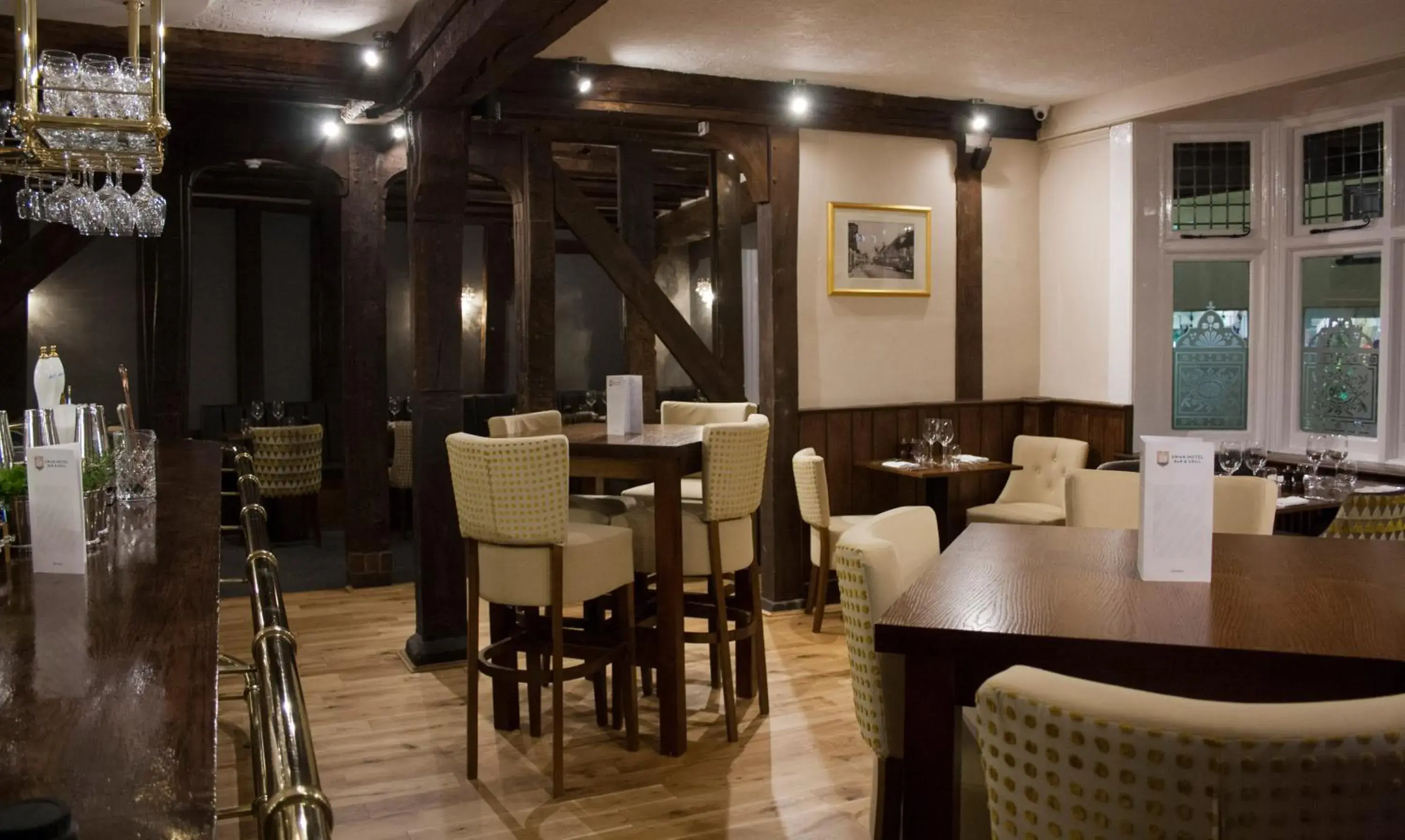Food and drinks, Restaurant/Places to Eat in The Swan Hotel Bar and Grill