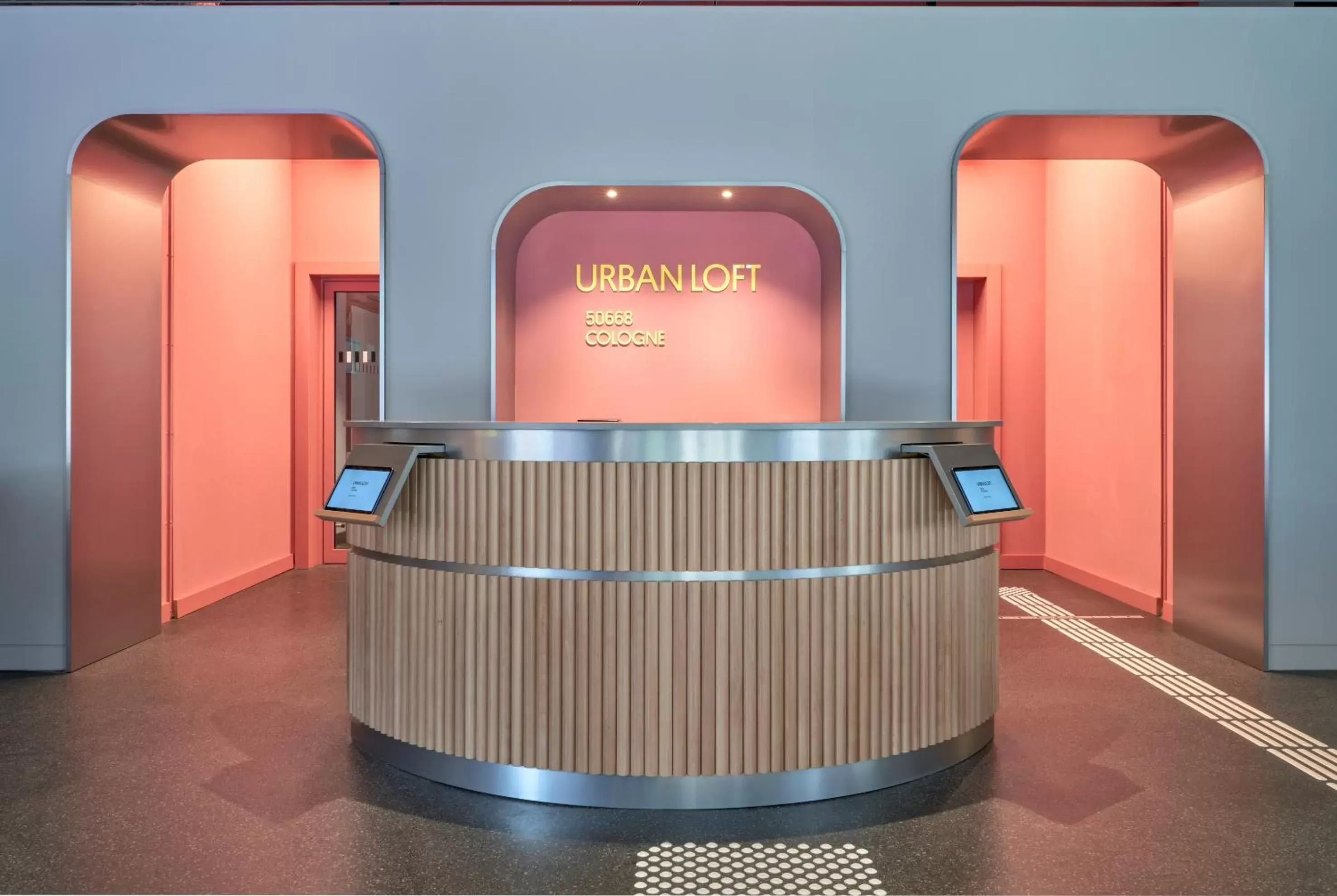 Lobby or reception in URBAN LOFT Cologne Lobby or reception in URBAN LOFT Cologne
