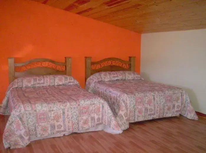 Photo of the whole room, Bed in Villa Santa Cruz Creel