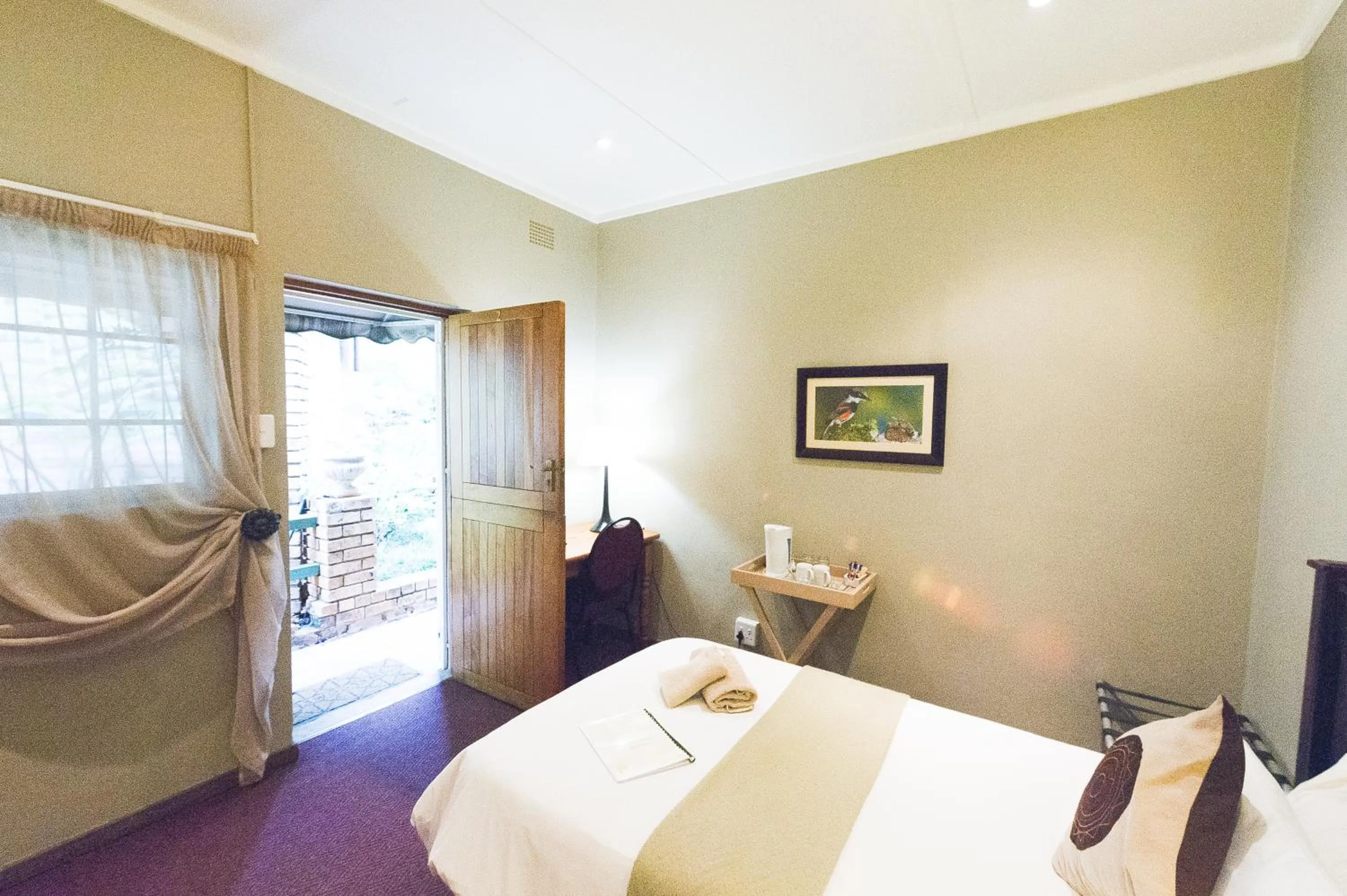 Patio, Bed in Amper Bo Guest House