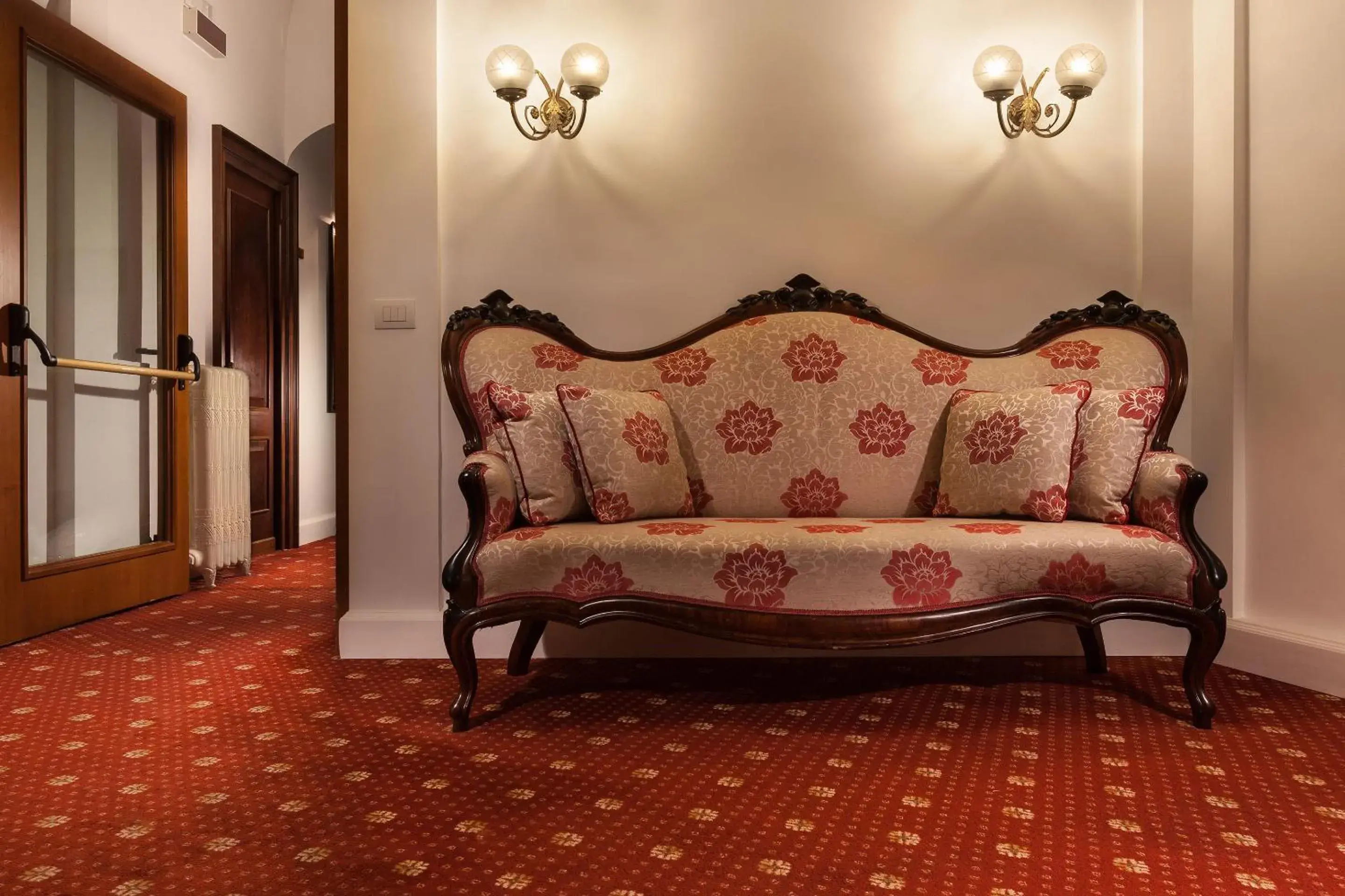 Decorative detail, Seating Area in Hotel Villa Belvedere
