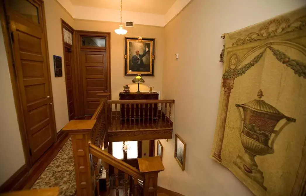 Property building, Dining Area in 1896 O'Malley House