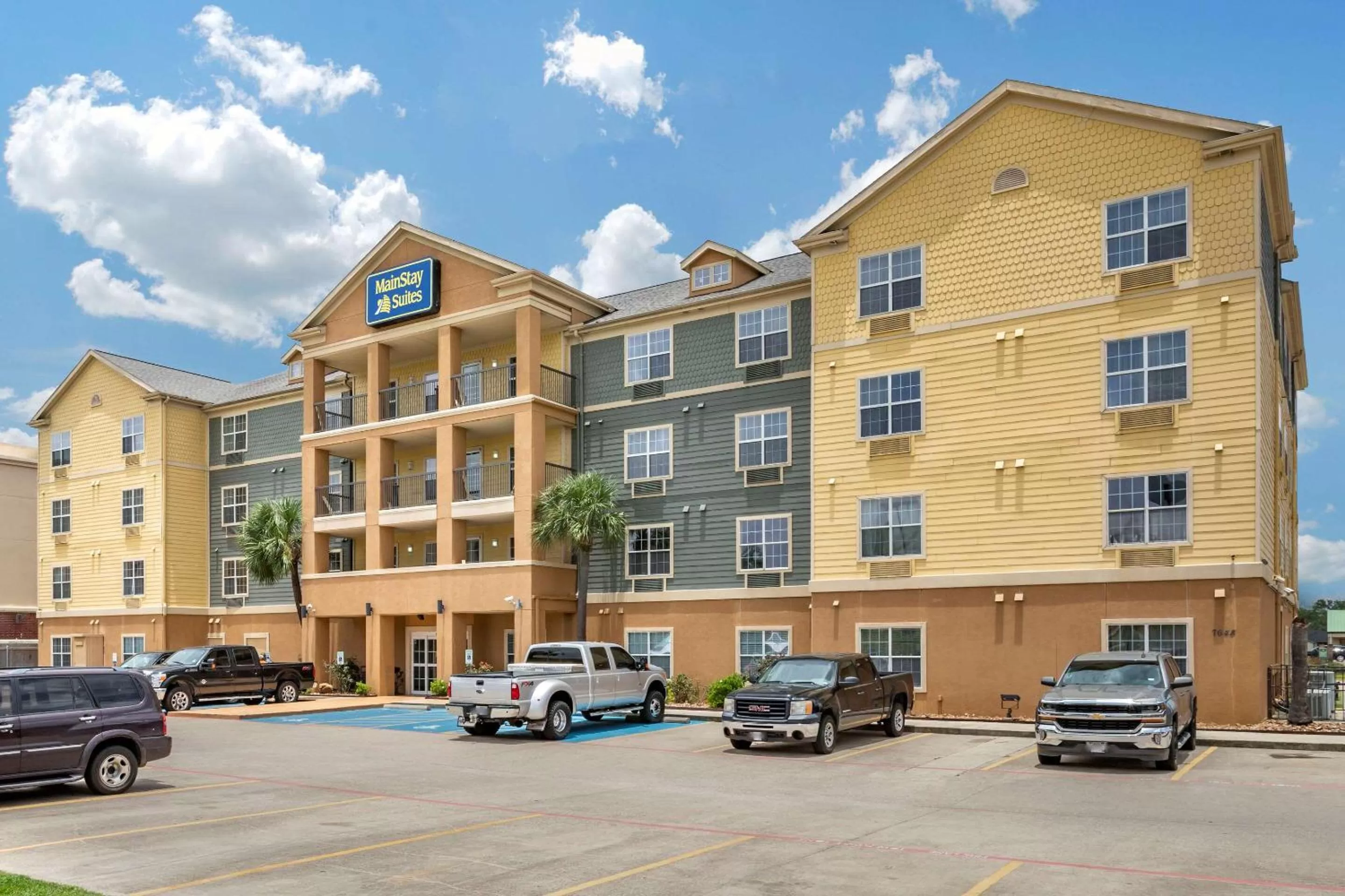Property building in MainStay Suites Port Arthur - Beaumont South
