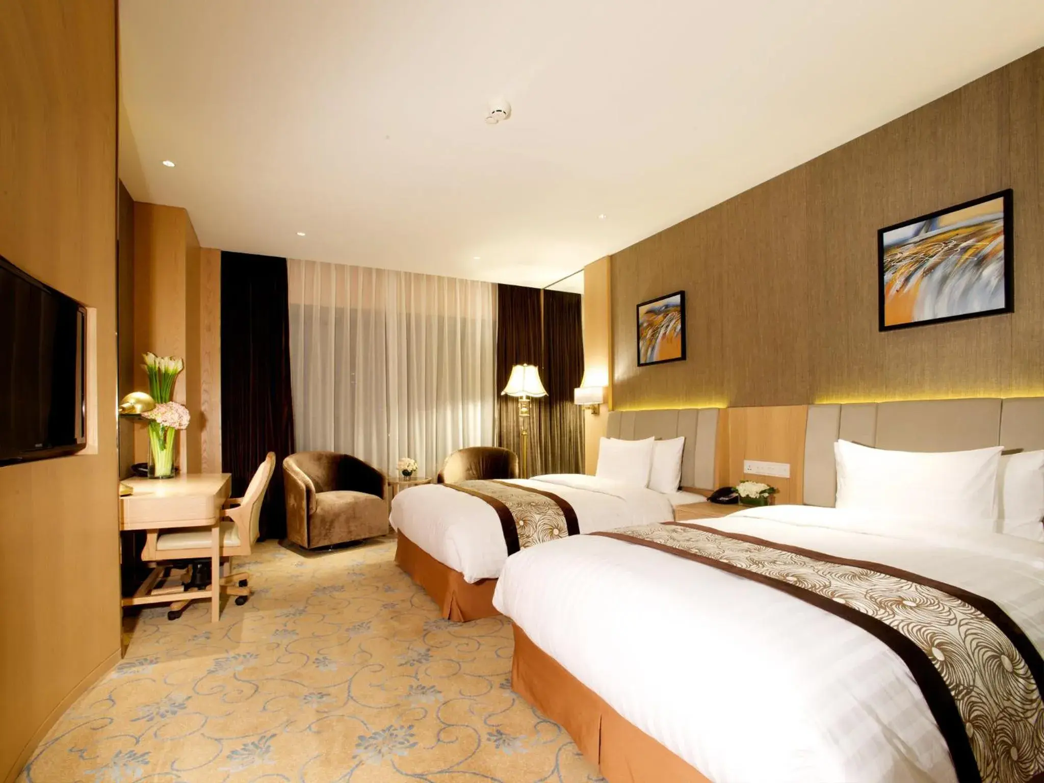 Photo of the whole room in Crowne Plaza Shanghai Noah Square, an IHG Hotel