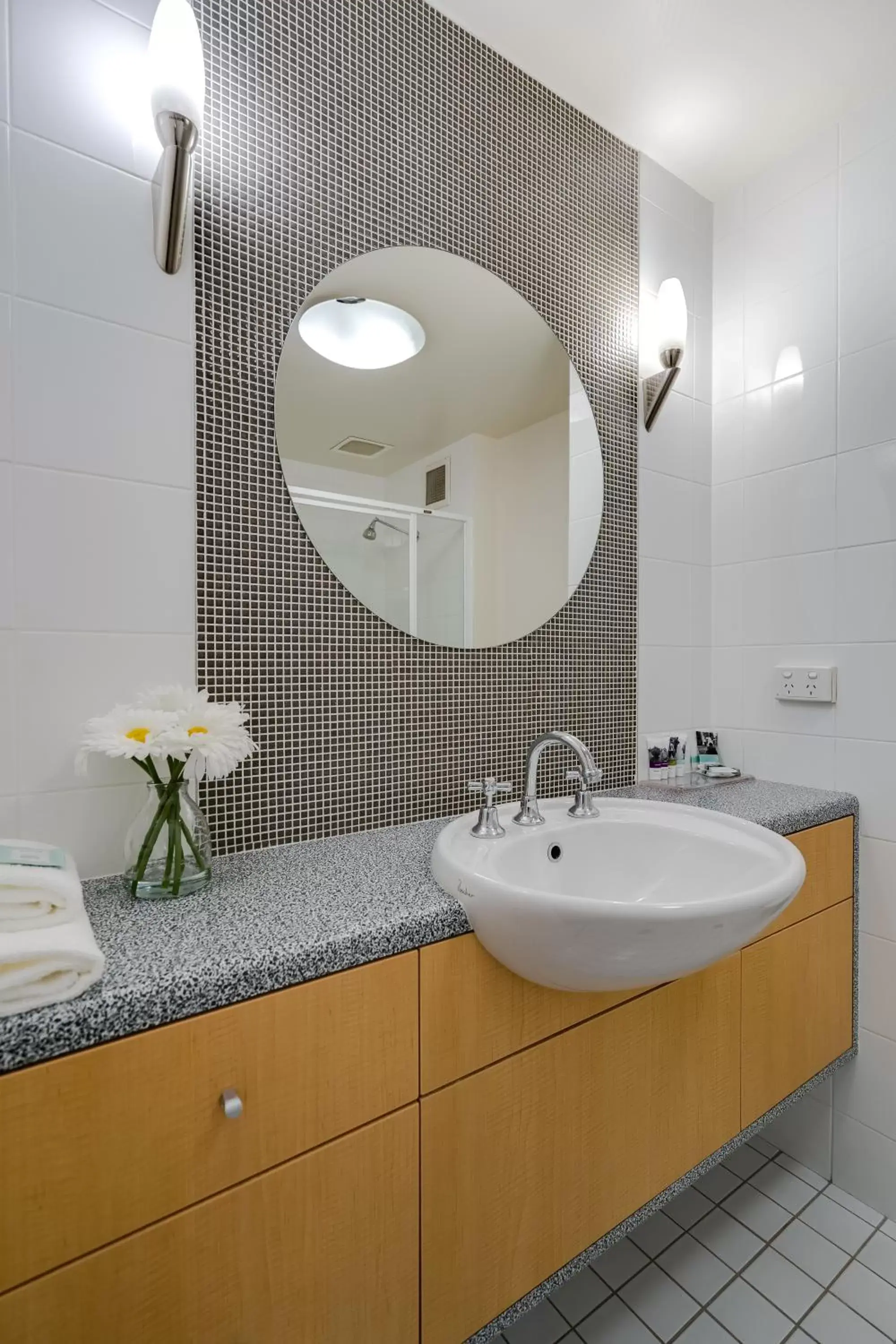 Bathroom in Mercure Albury