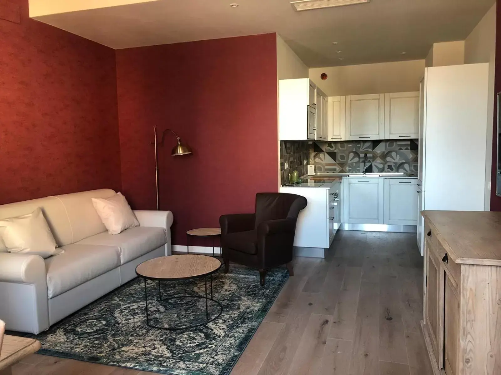 Kitchen or kitchenette, Seating Area in Zanhotel Regina