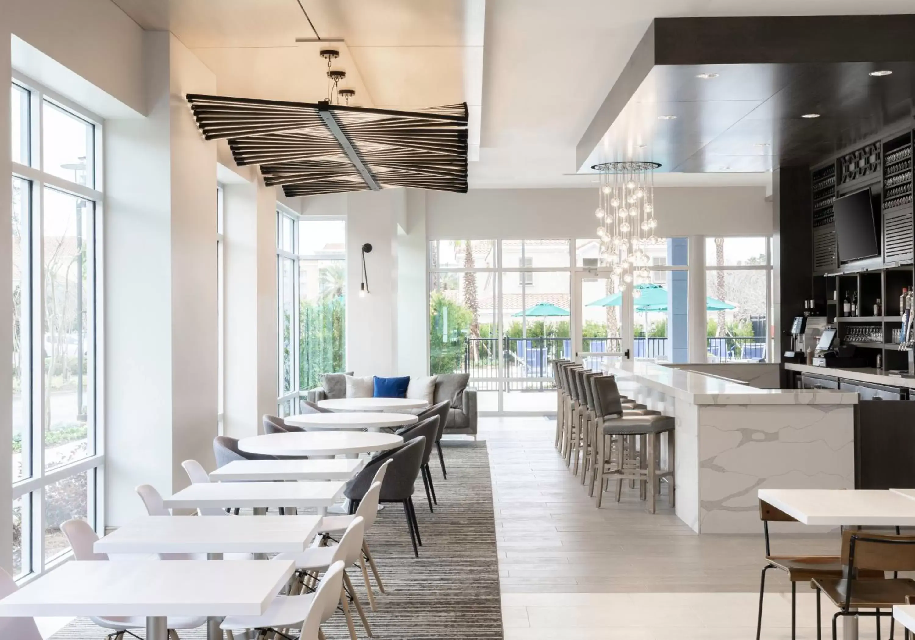 Restaurant/places to eat in Hyatt Place Sandestin at Grand Blvd Restaurant/places to eat in Hyatt Place Sandestin at Grand Blvd