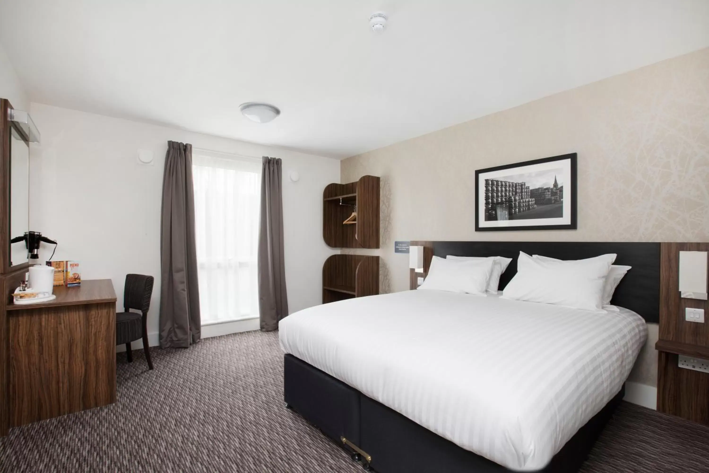 Double or Twin Room in Spring River Ebbsfleet by Marston's Inns Double or Twin Room in Spring River Ebbsfleet by Marston's Inns