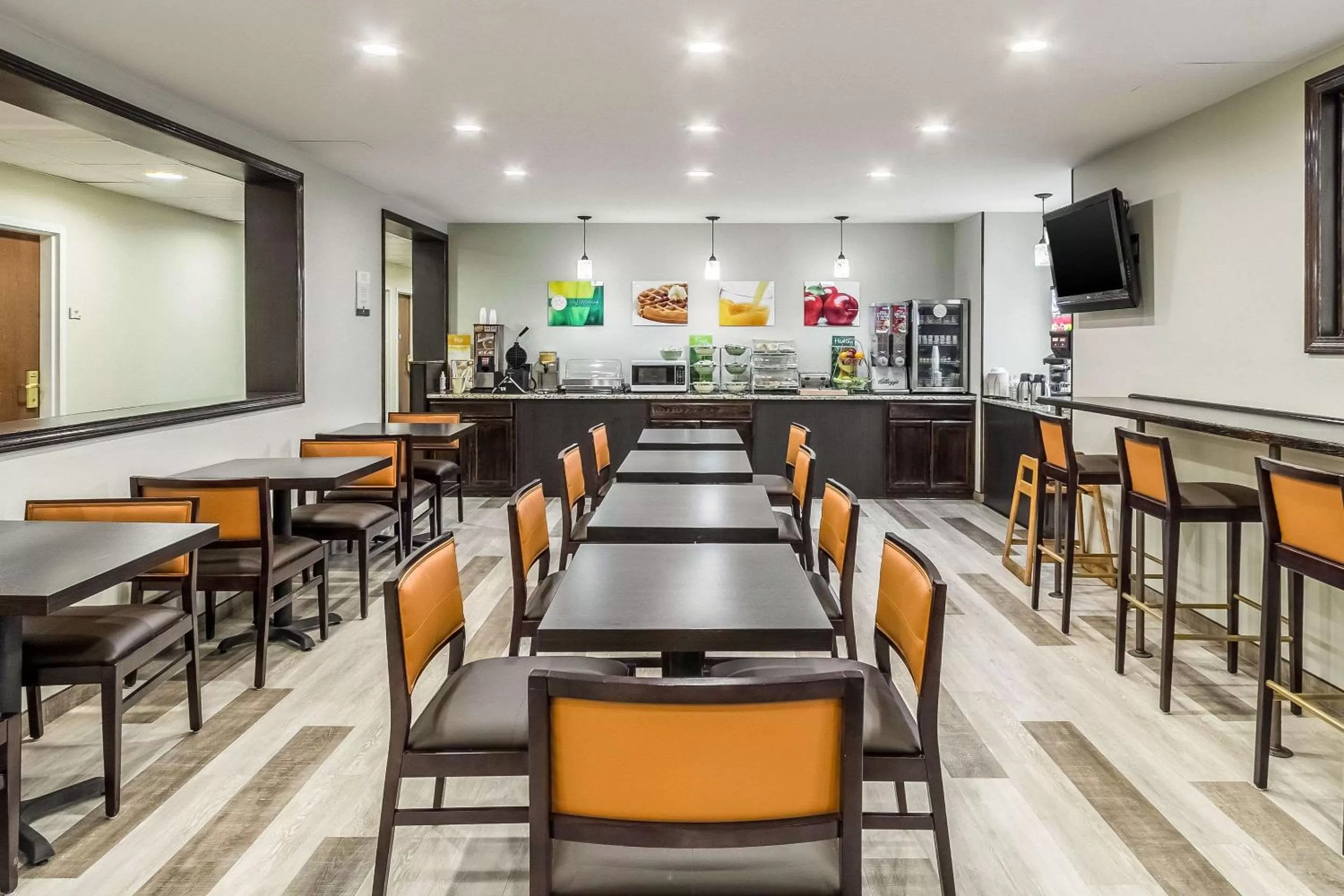 Restaurant/places to eat in Quality Inn & Suites North Lima - Boardman